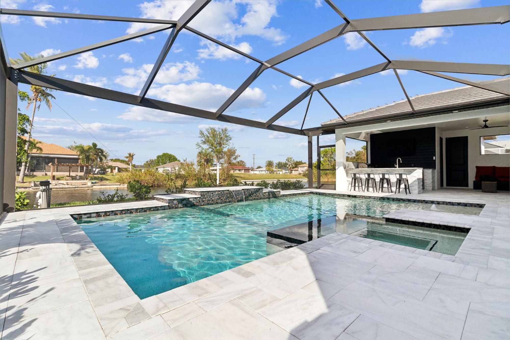 Retreat Gulfside Waterfront Luxury Private Pool And