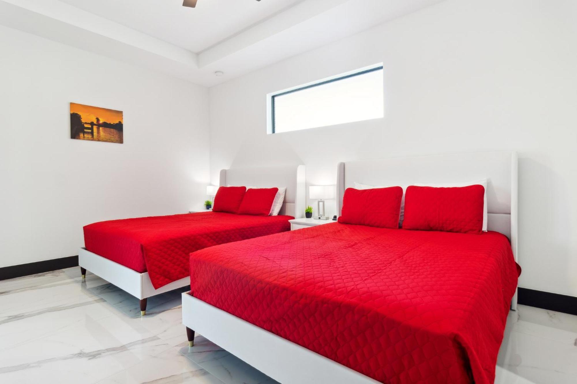 Holiday home Retreat Gulfside Waterfront Luxury Private Pool And *