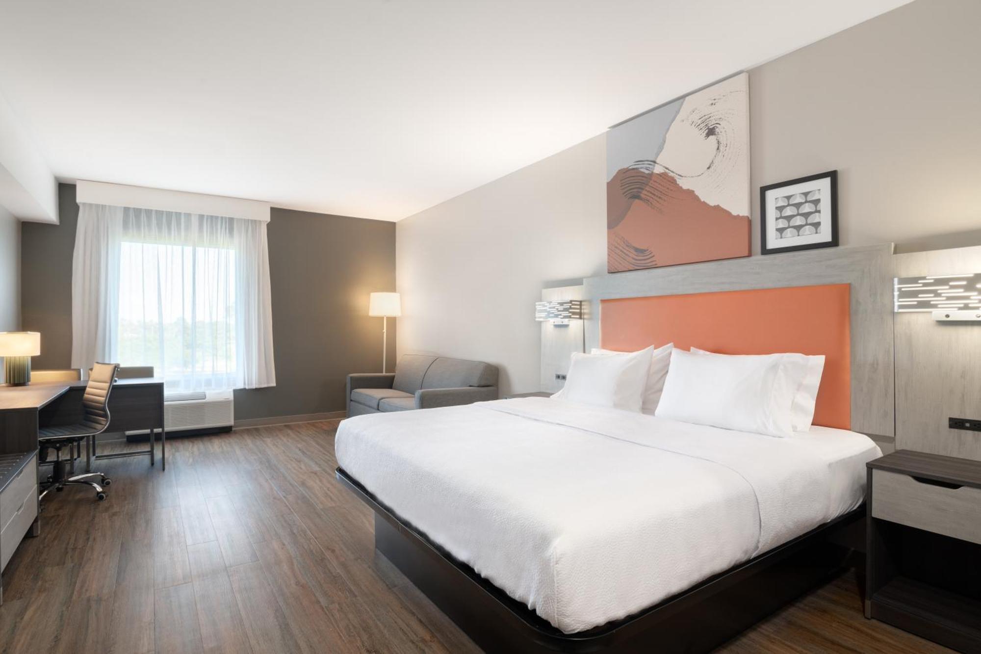 Spark By Hilton Destin Hotel 3*