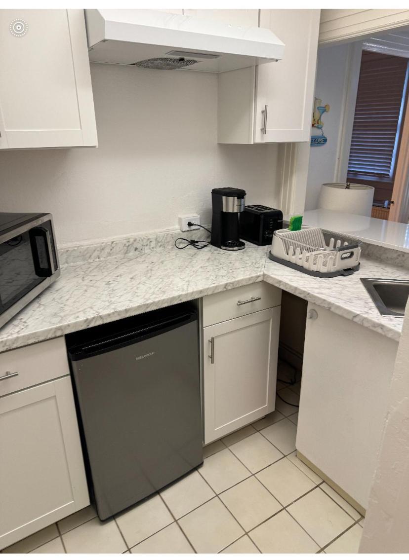 Tropical Palm 2bedroom 2bathroom Outdoorpool Garden Palm Beach