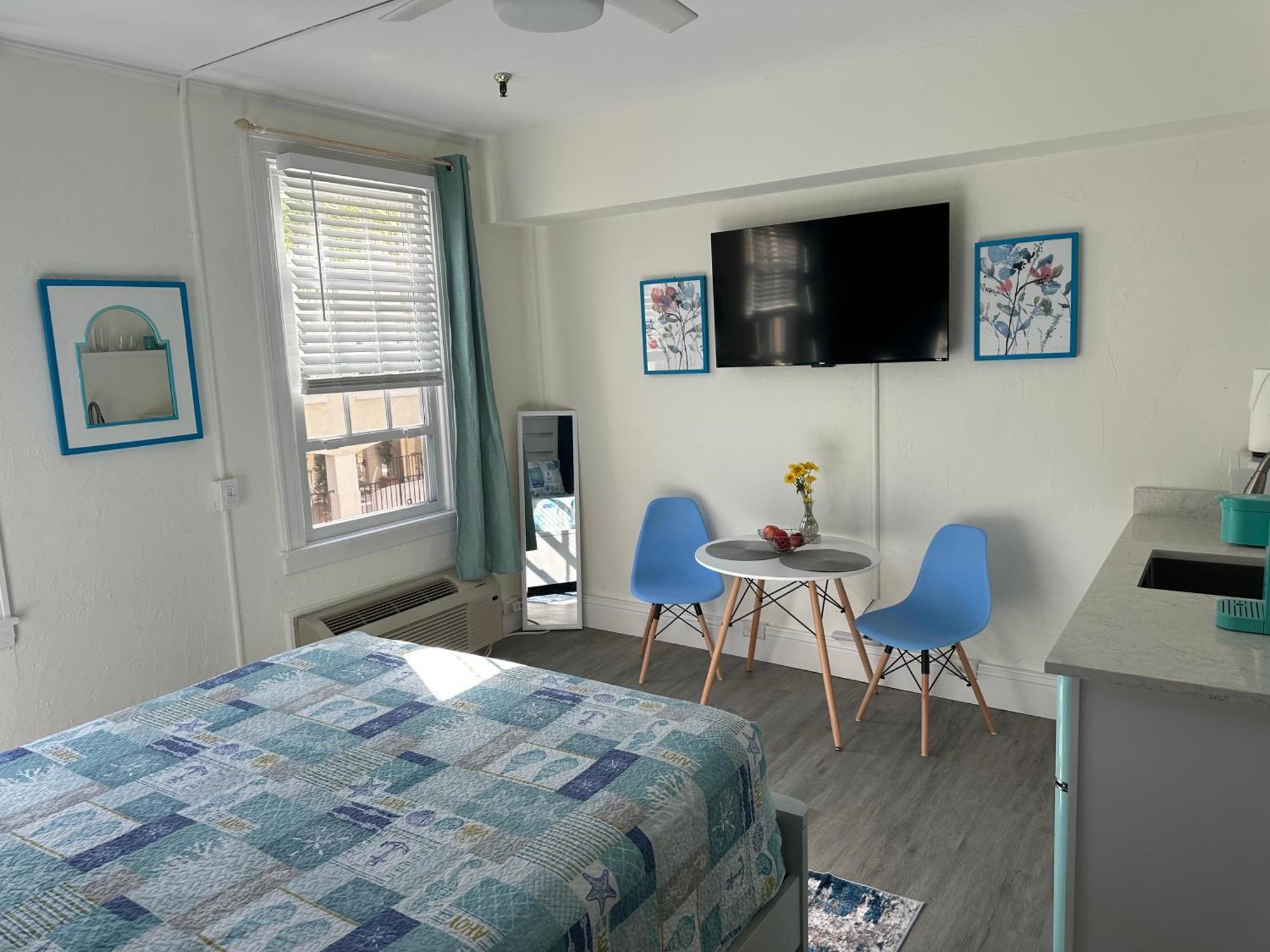Apartment Cozy In The Heart Of The Palm Island - Free Valet Service