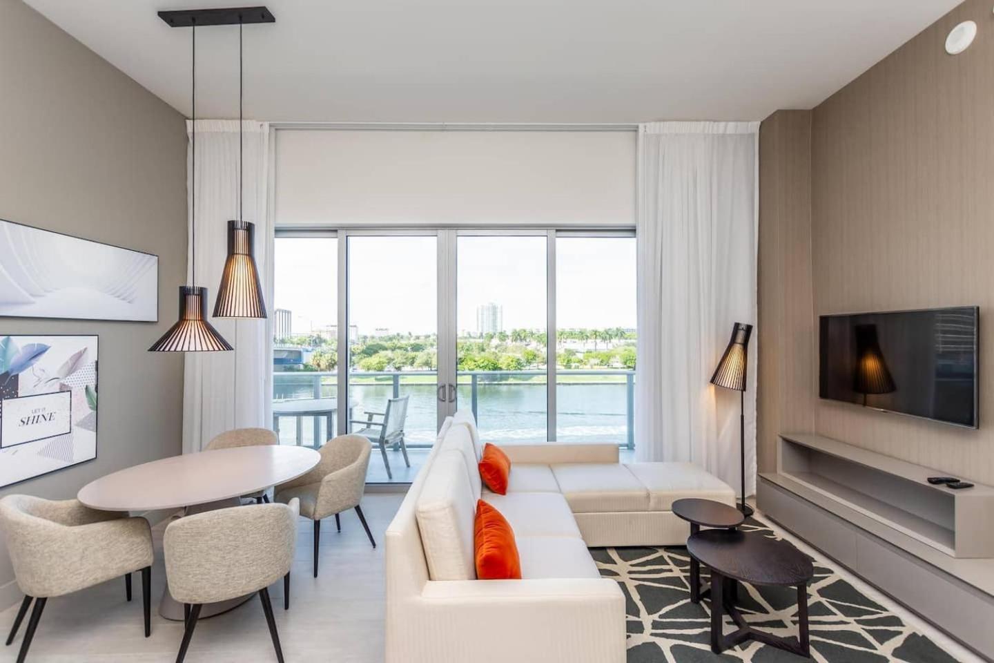 Amazing At H House Apartment *