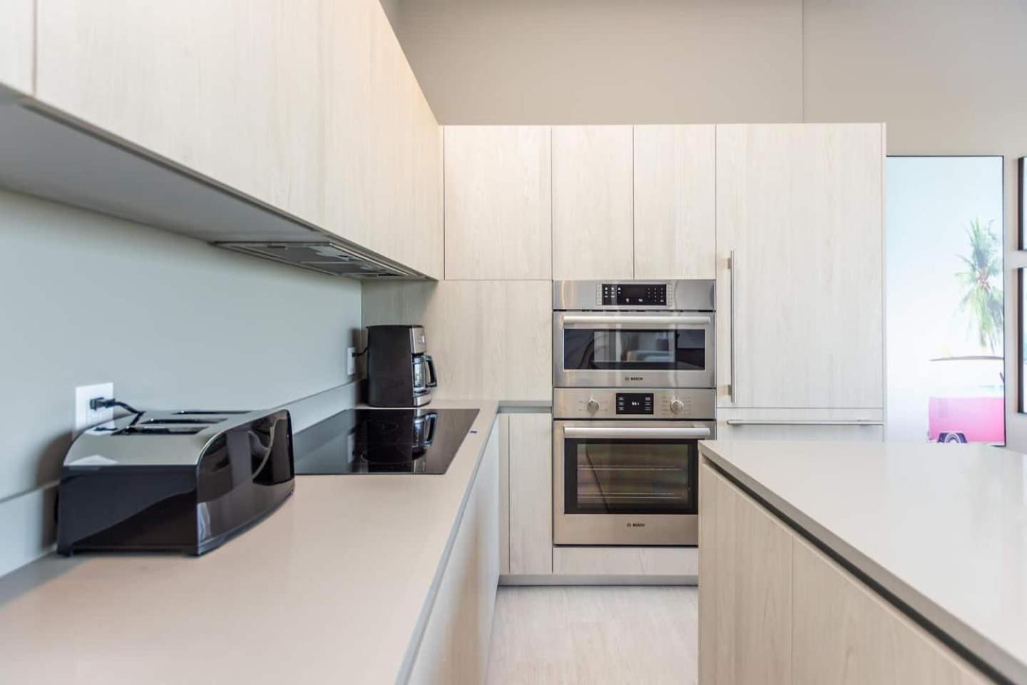 Amazing At H House Apartment Hollywood