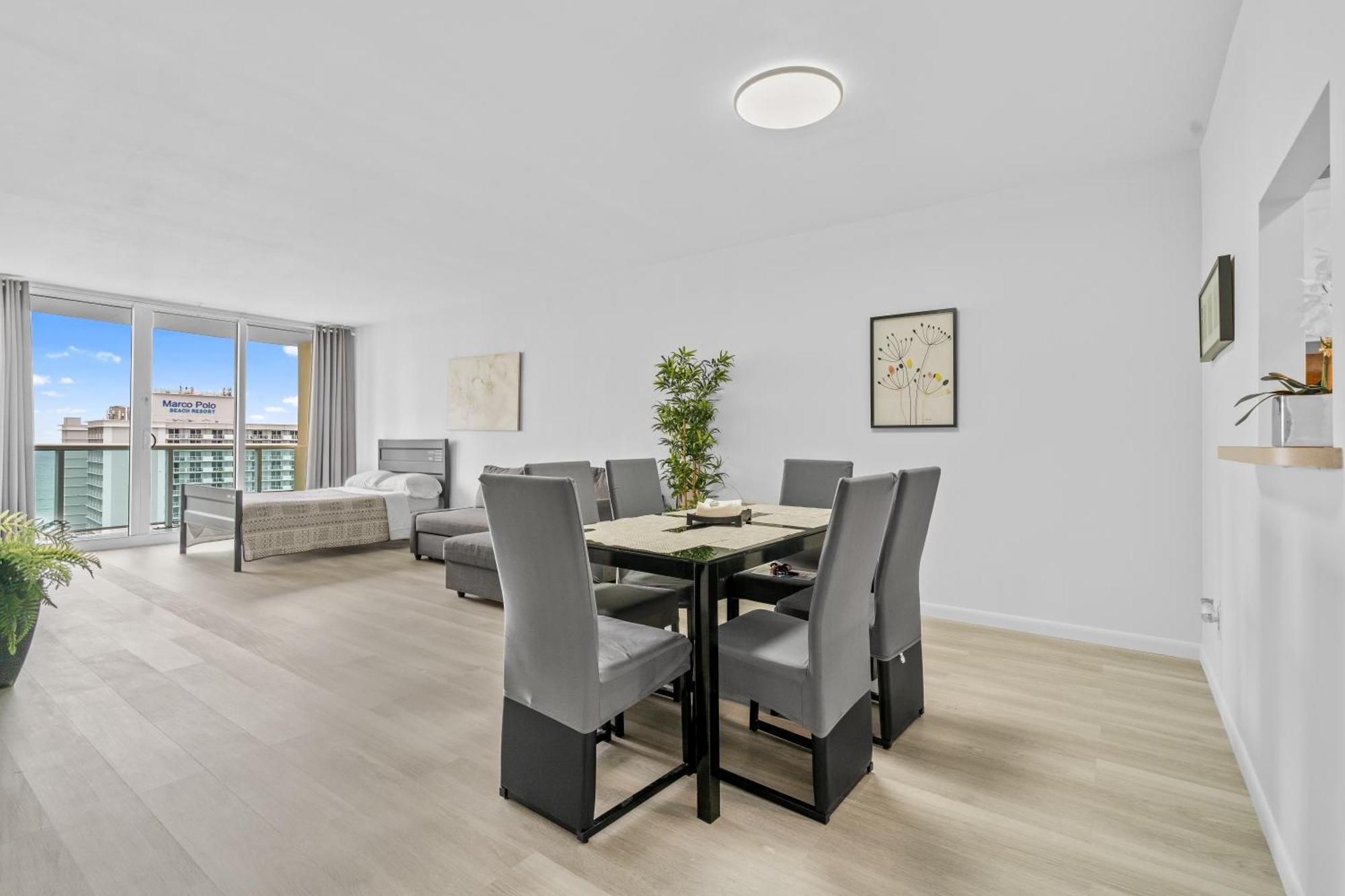 Miami Oceanview Oasis Collins Ave Free Parking