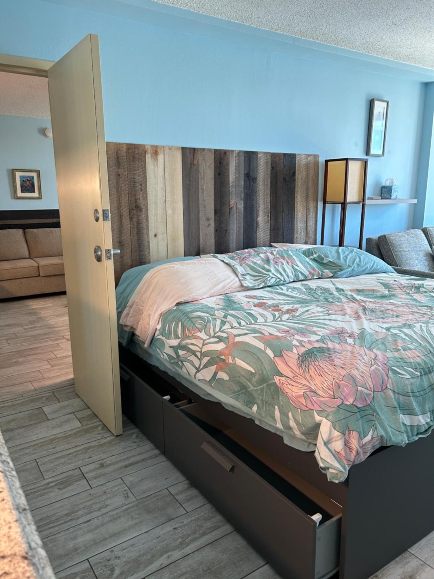 Aparthotel Single Or Double Oceanfront Pool & Tiki