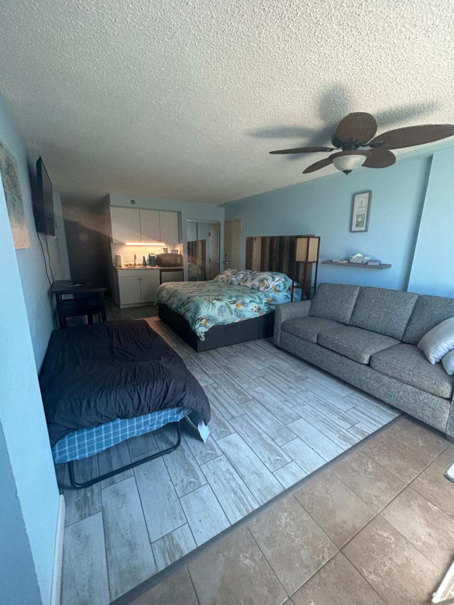 Aparthotel Single Or Double Oceanfront Pool & Tiki Daytona Beach Shores