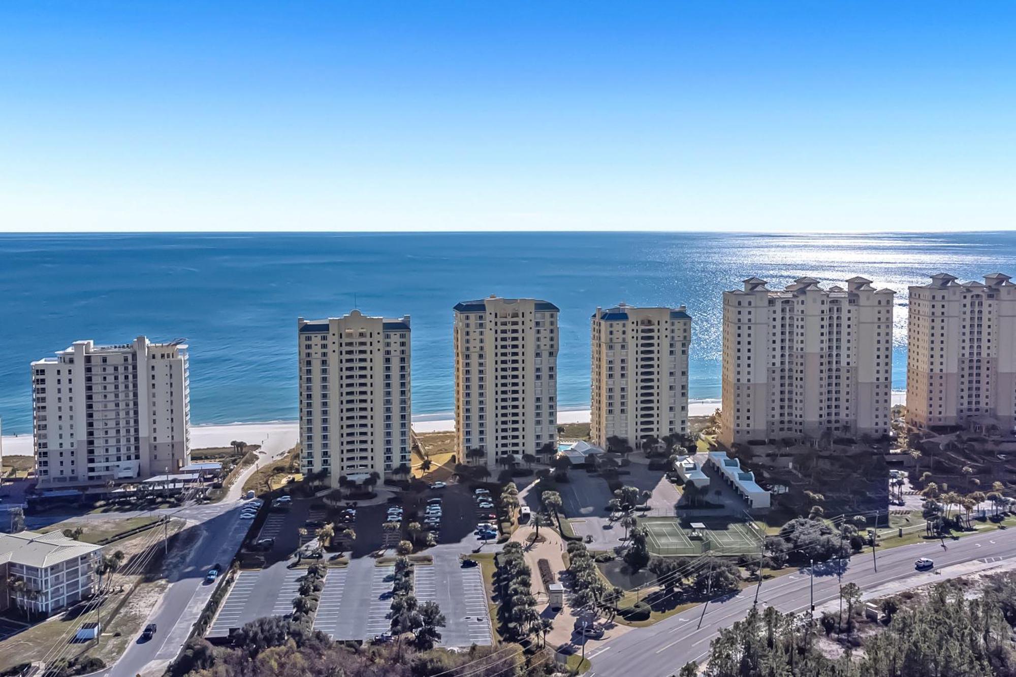Colony West Unit Ph2c Holiday home