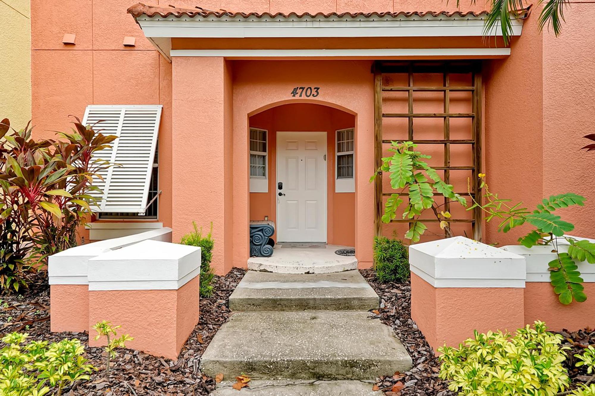 Lakefront In Terra Verde:pool & Amenities *