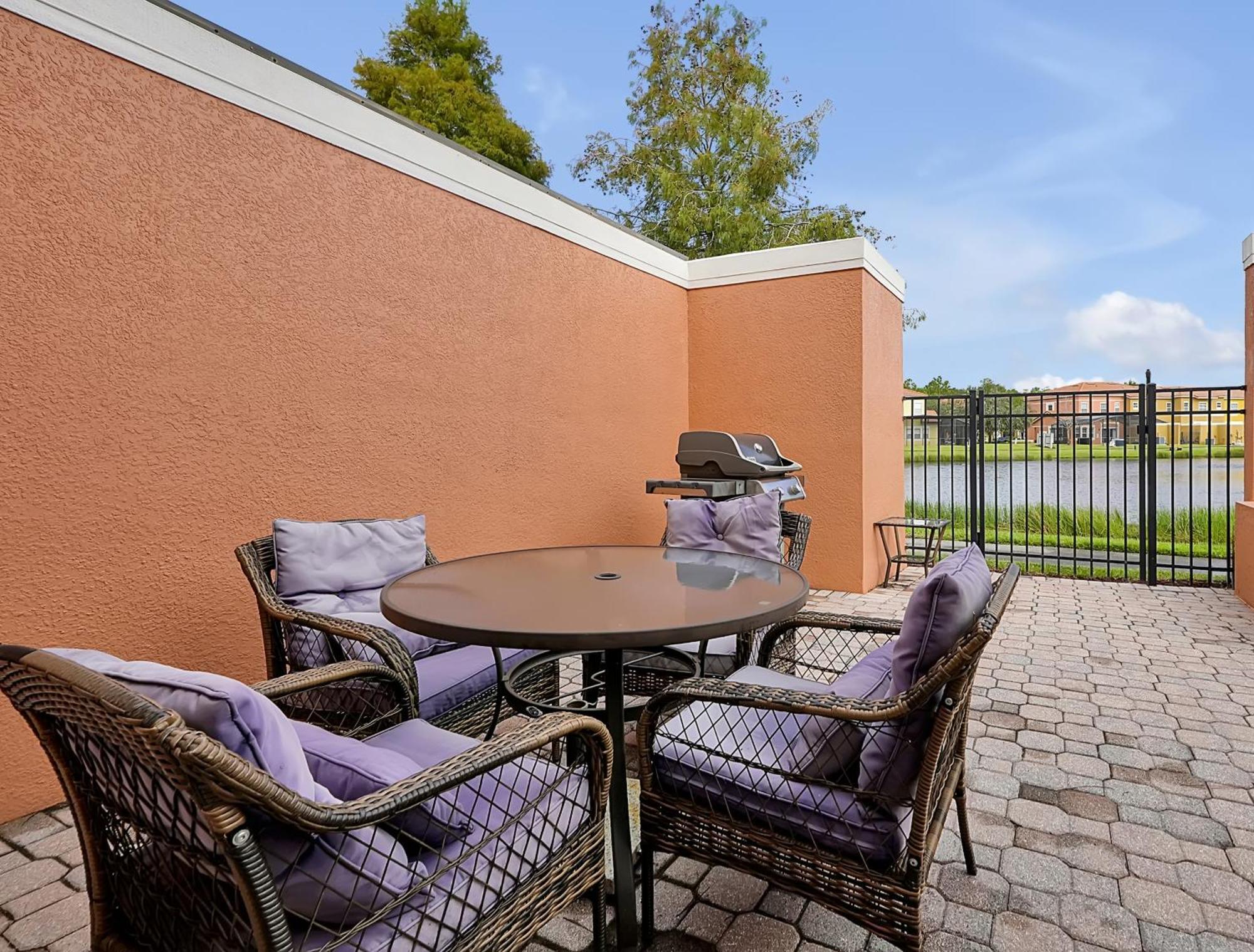 Holiday home Lakefront In Terra Verde:pool & Amenities