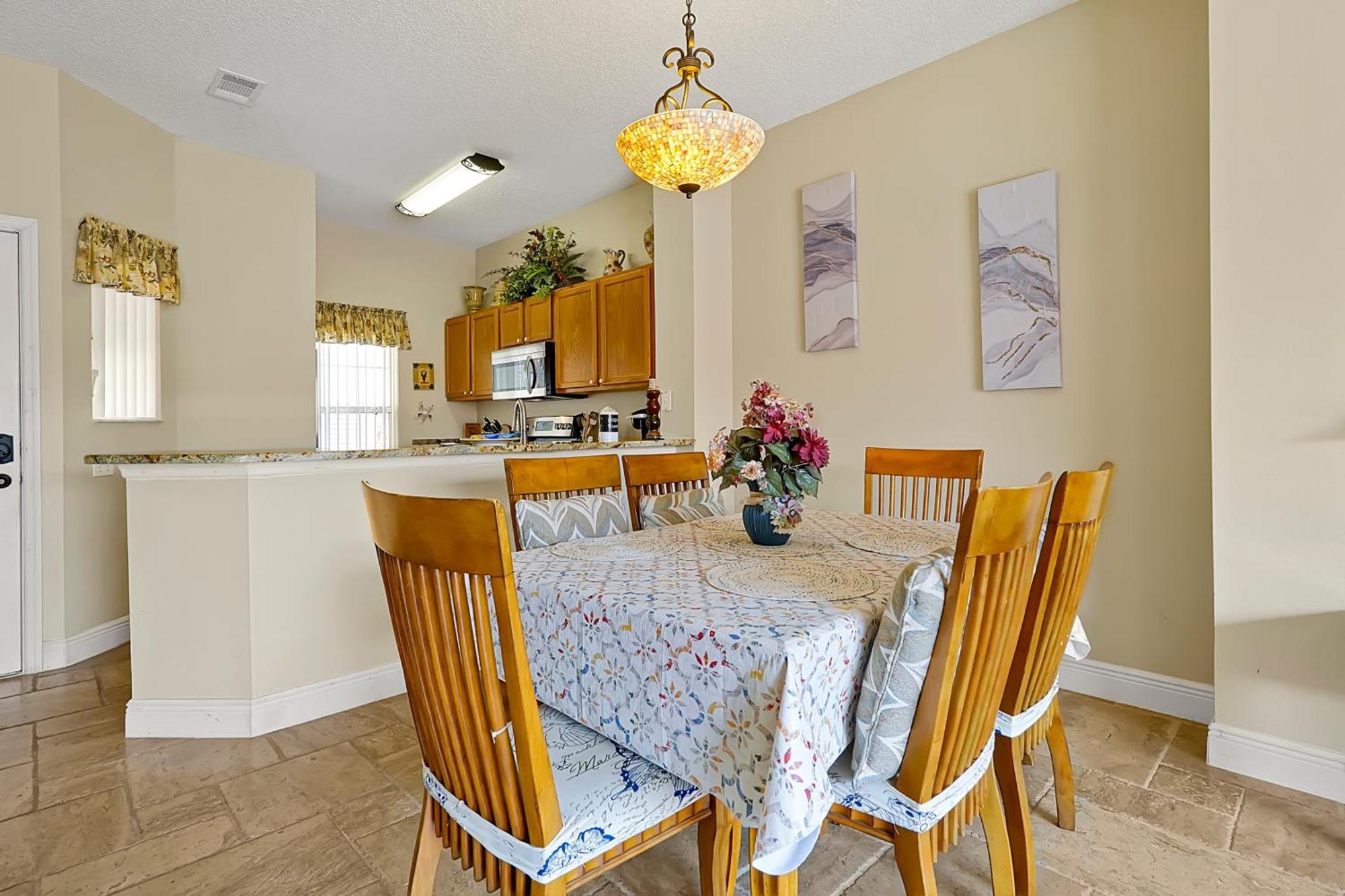 Holiday home Lakefront In Terra Verde:pool & Amenities