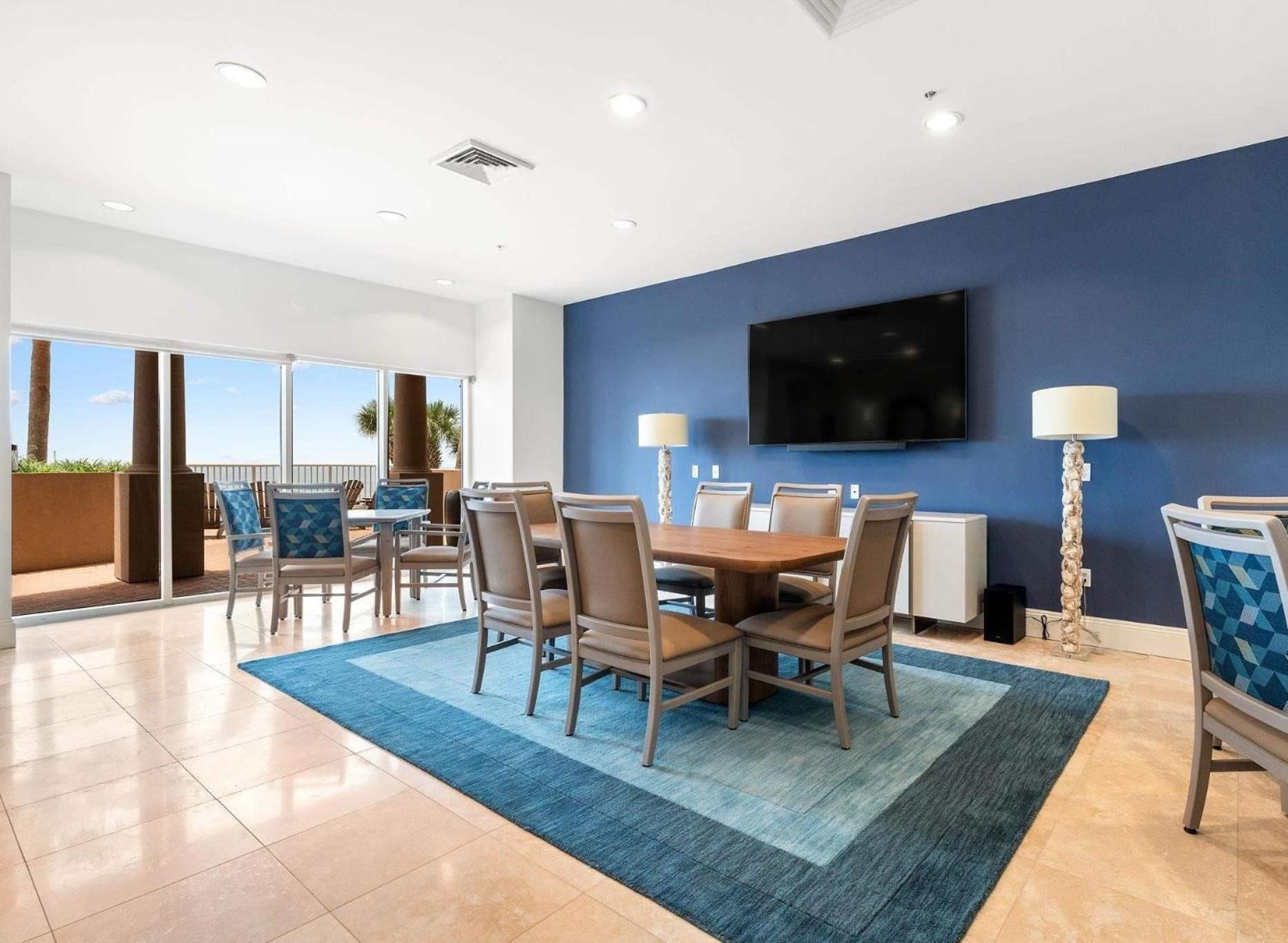 Indigo East Unit 1005e Holiday home *