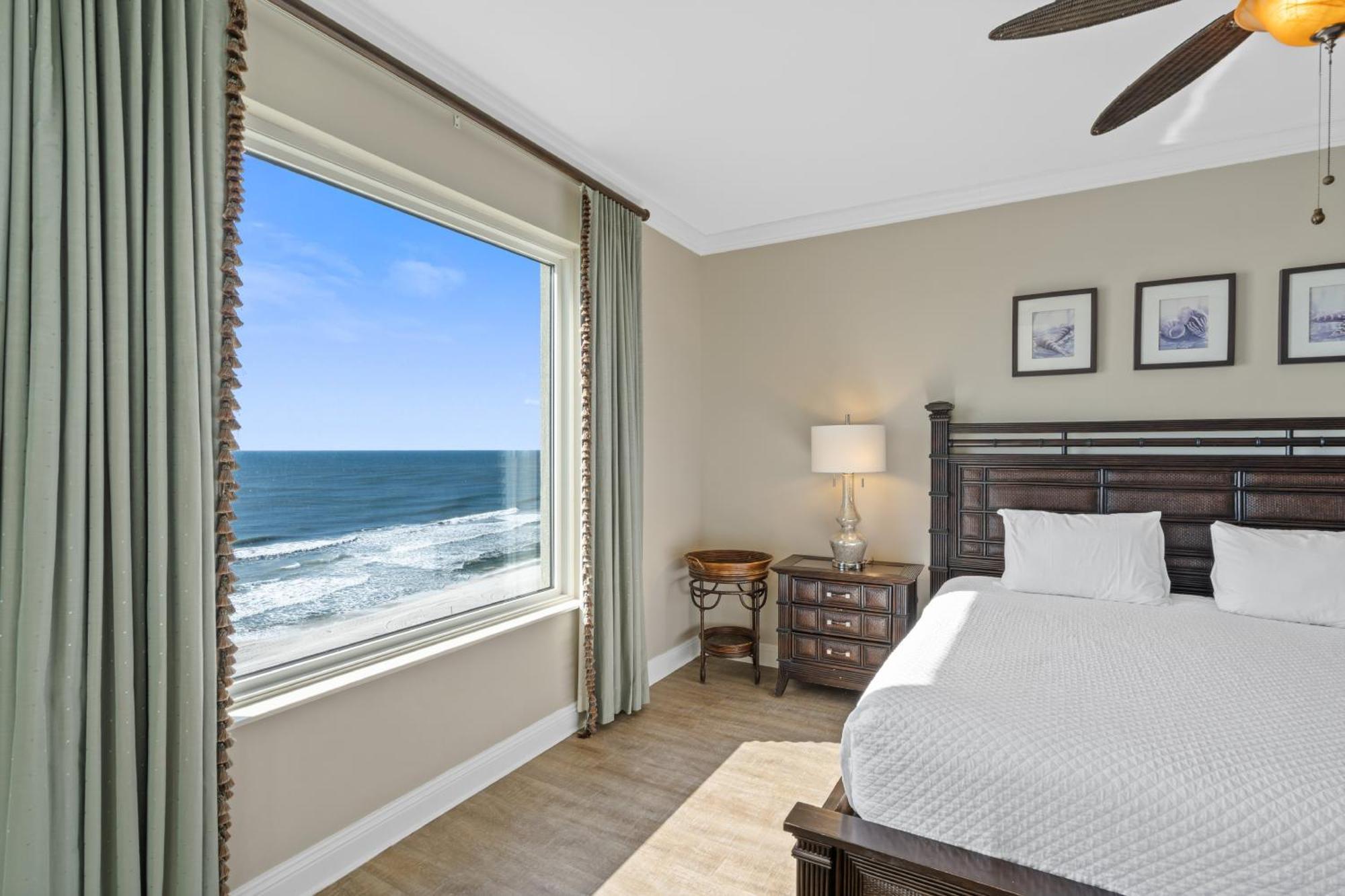 Indigo East Unit 1005e Holiday home
