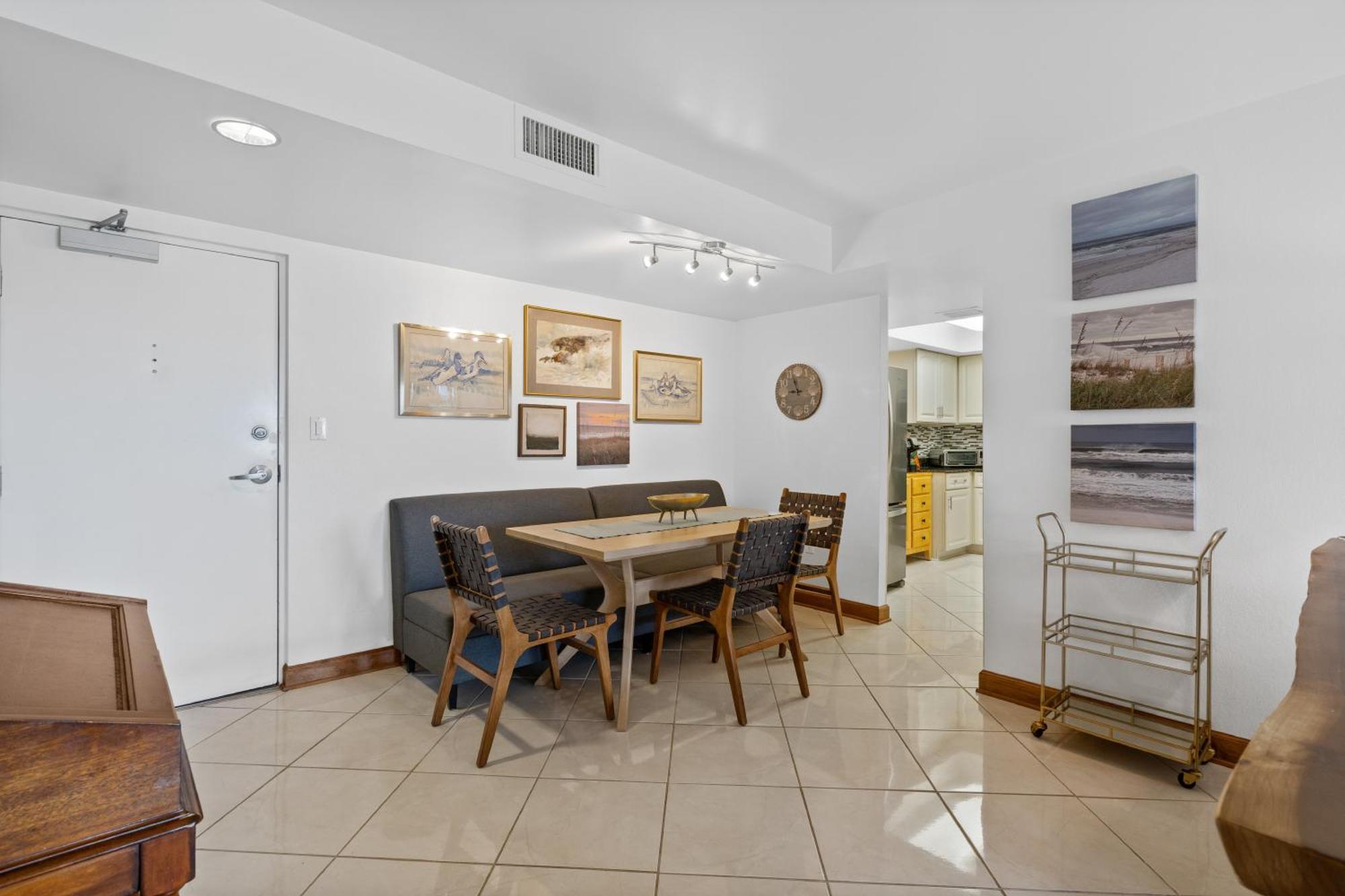 Regency Towers Unit 102w Holiday home Pensacola Beach