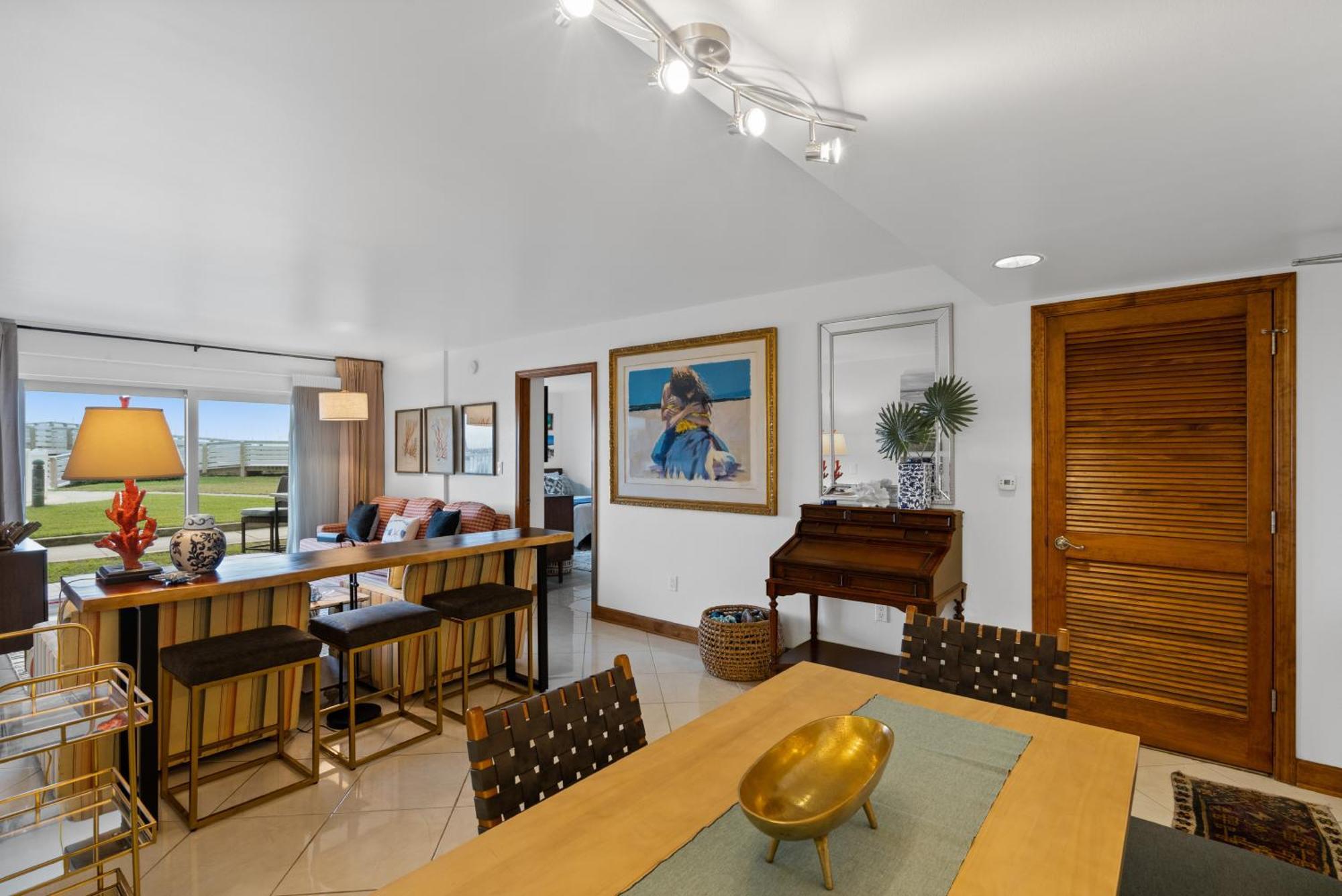 Regency Towers Unit 102w Holiday home