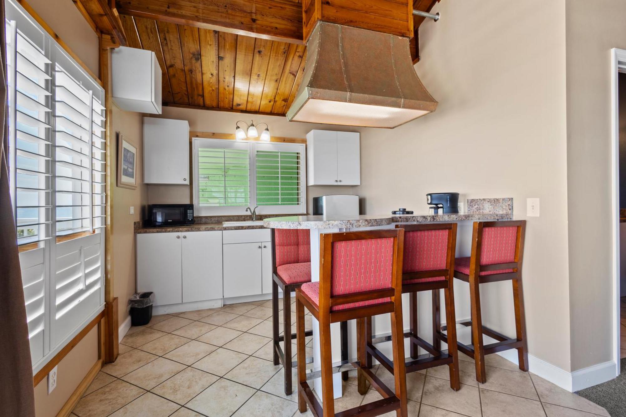 Oceanfront Suite, Ocean And Inlet Views, King Bed, #12 Hotel *