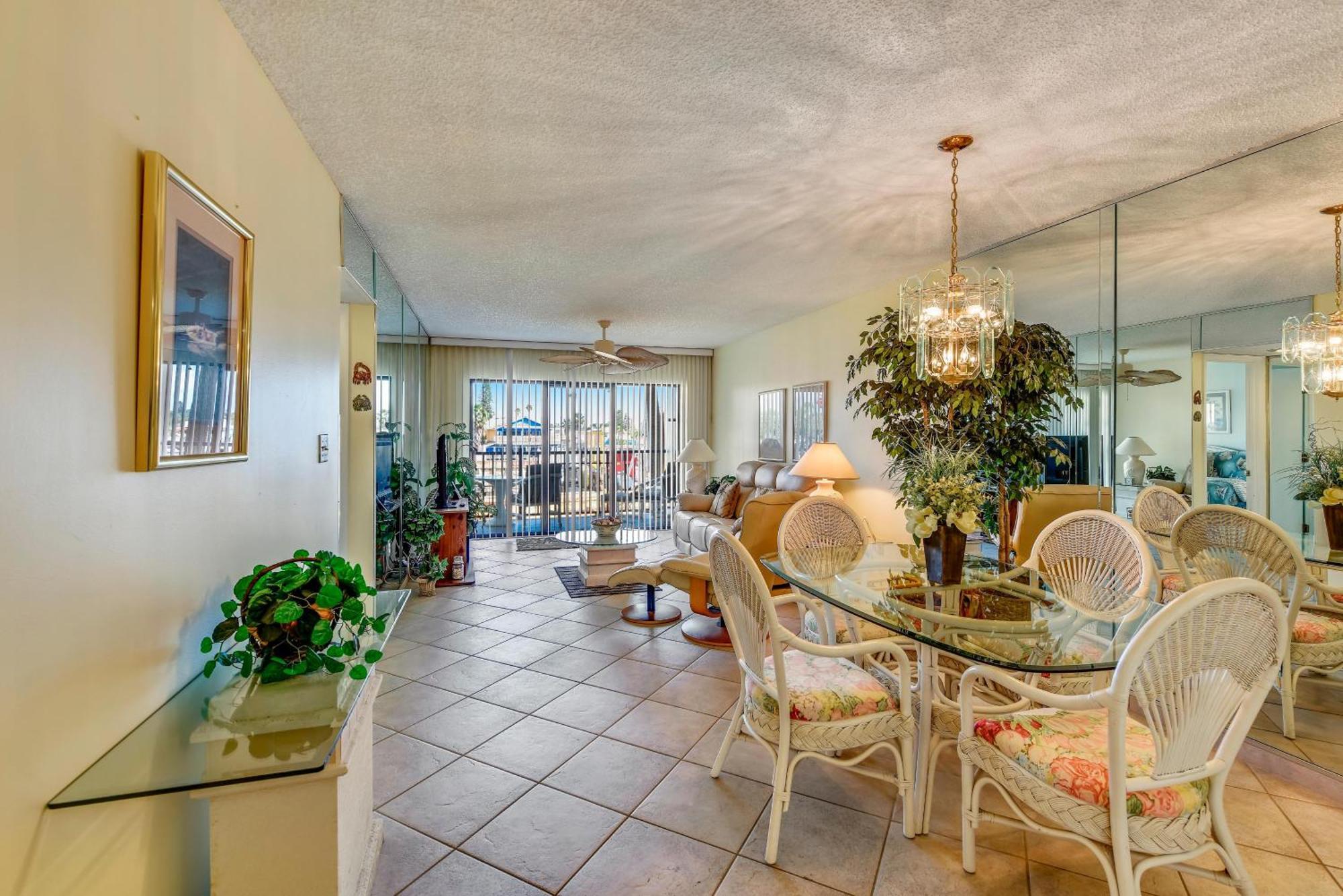 Land's End 3-202 Bay Front Holiday home *