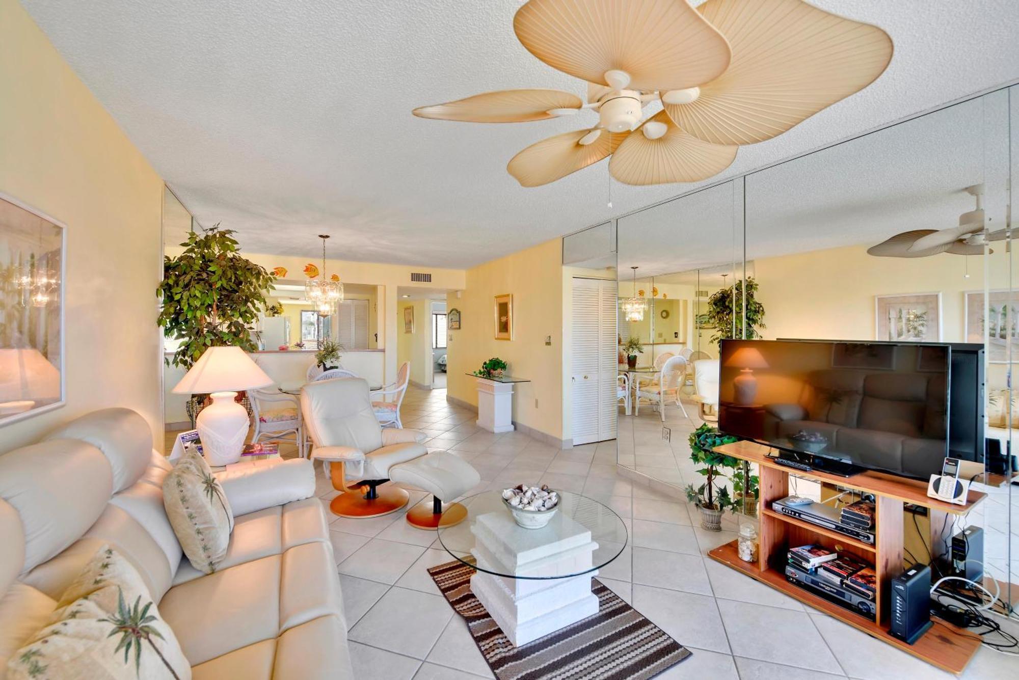 Land's End 3-202 Bay Front Holiday home *