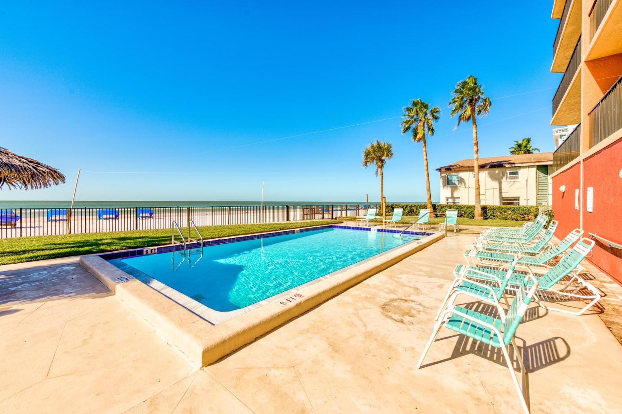 Holiday home Emerald Isle 204