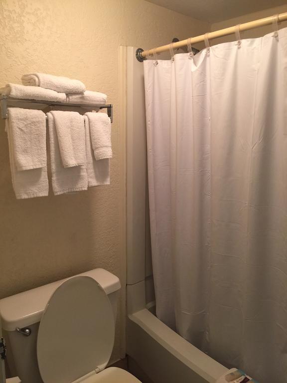 Country Hearth Inn- Kissimmee