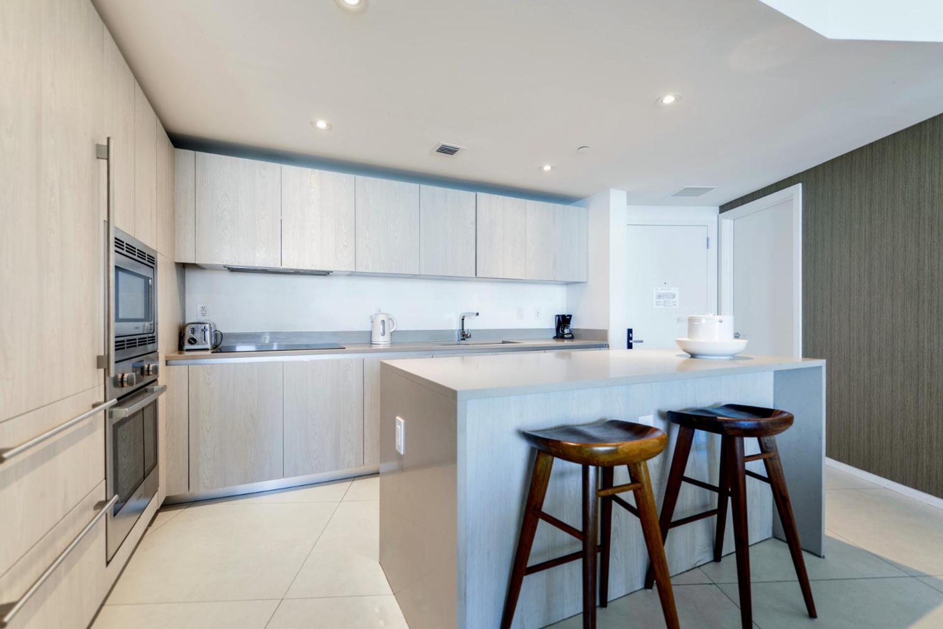 Apartment W Beautiful Beachfront And Views From 25th Floor! Hollywood