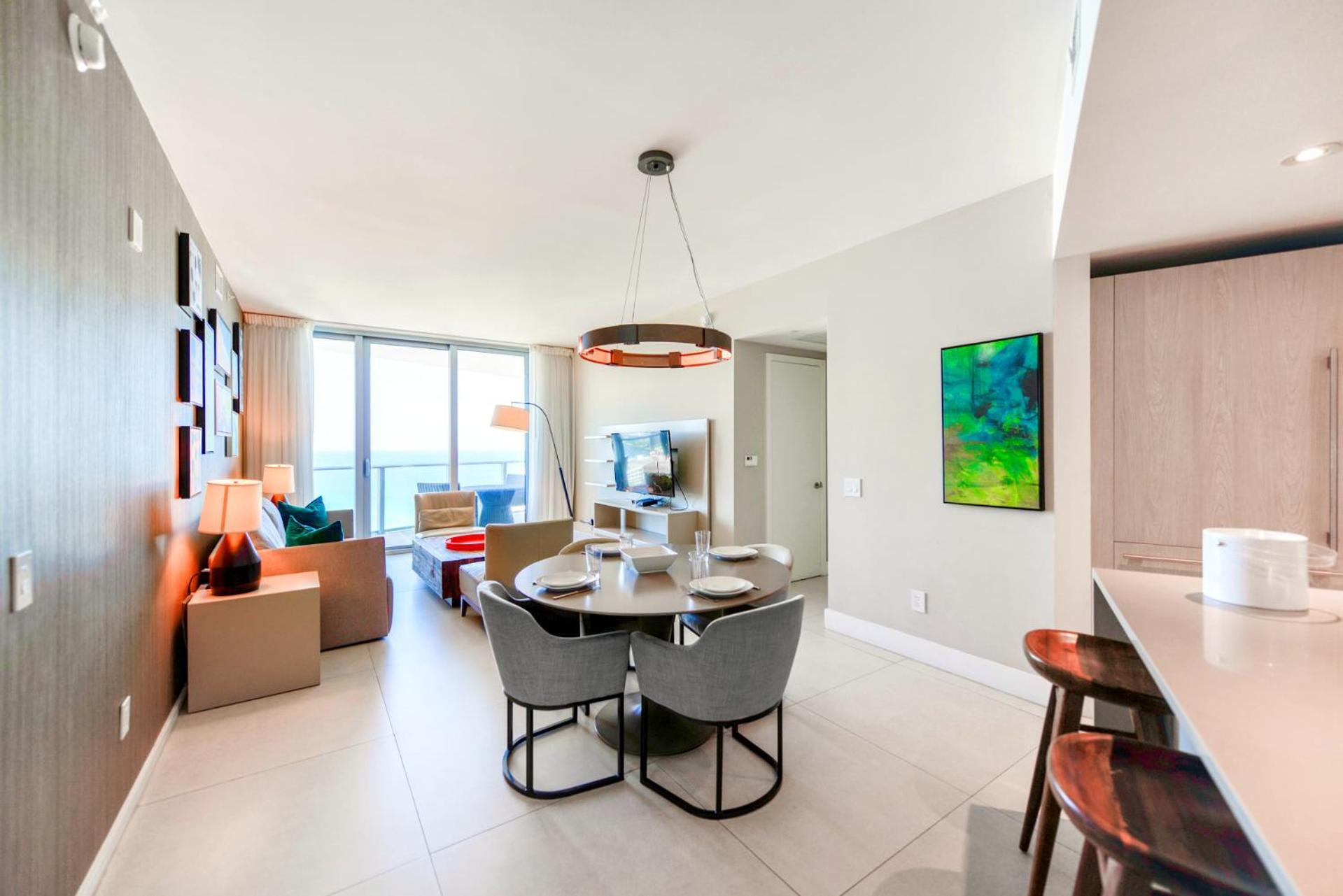Apartment W Beautiful Beachfront And Views From 25th Floor! Hollywood