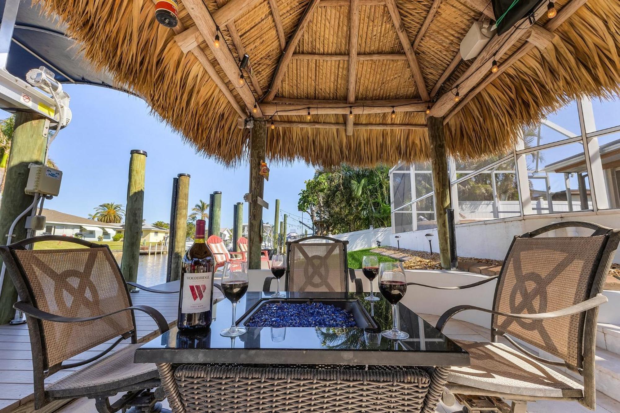 Holiday home Gulf Access Dock With Tiki Heated Pool Casa Chillotta Roelens