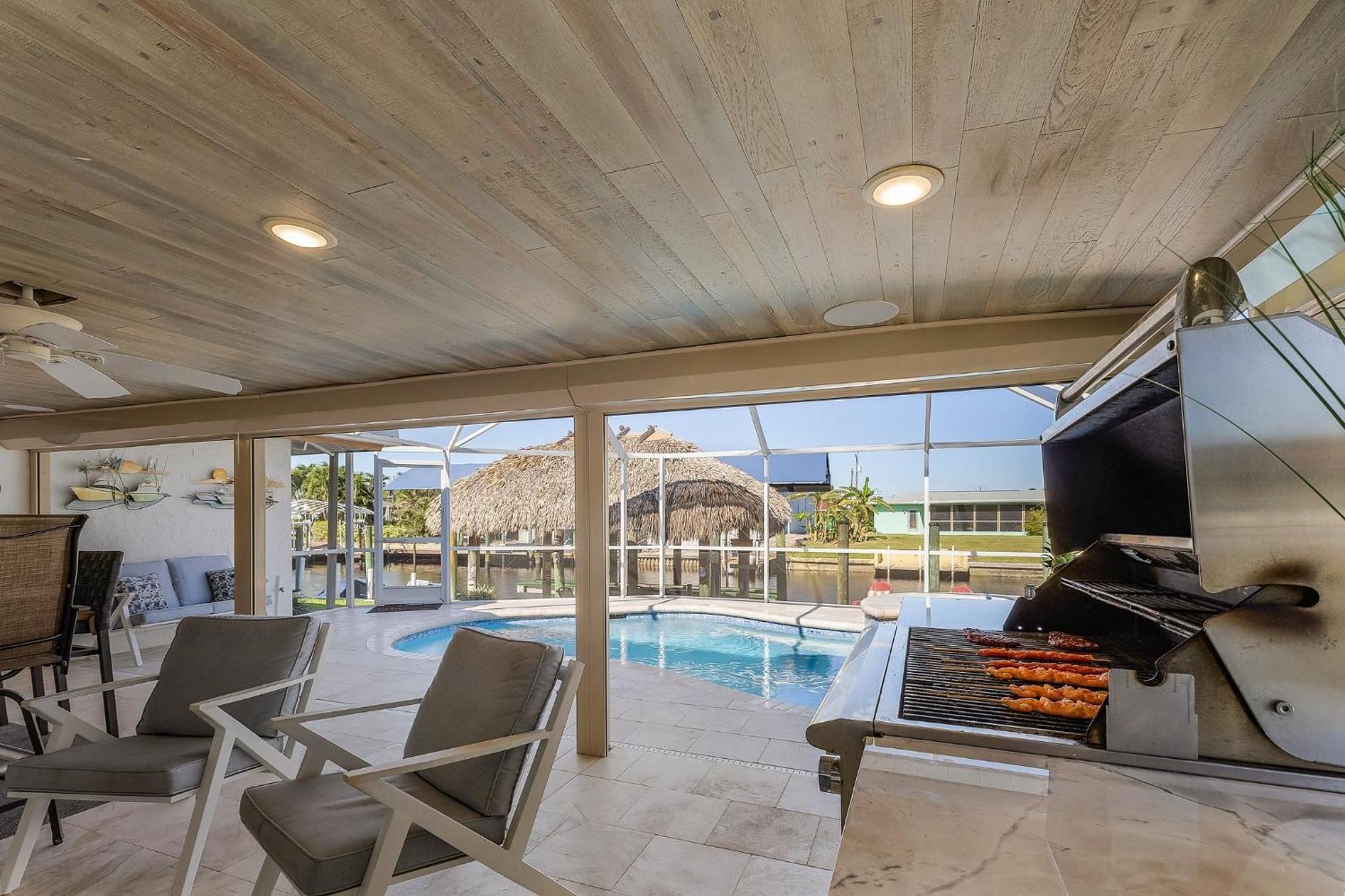 Holiday home Gulf Access Dock With Tiki Heated Pool Casa Chillotta Roelens *