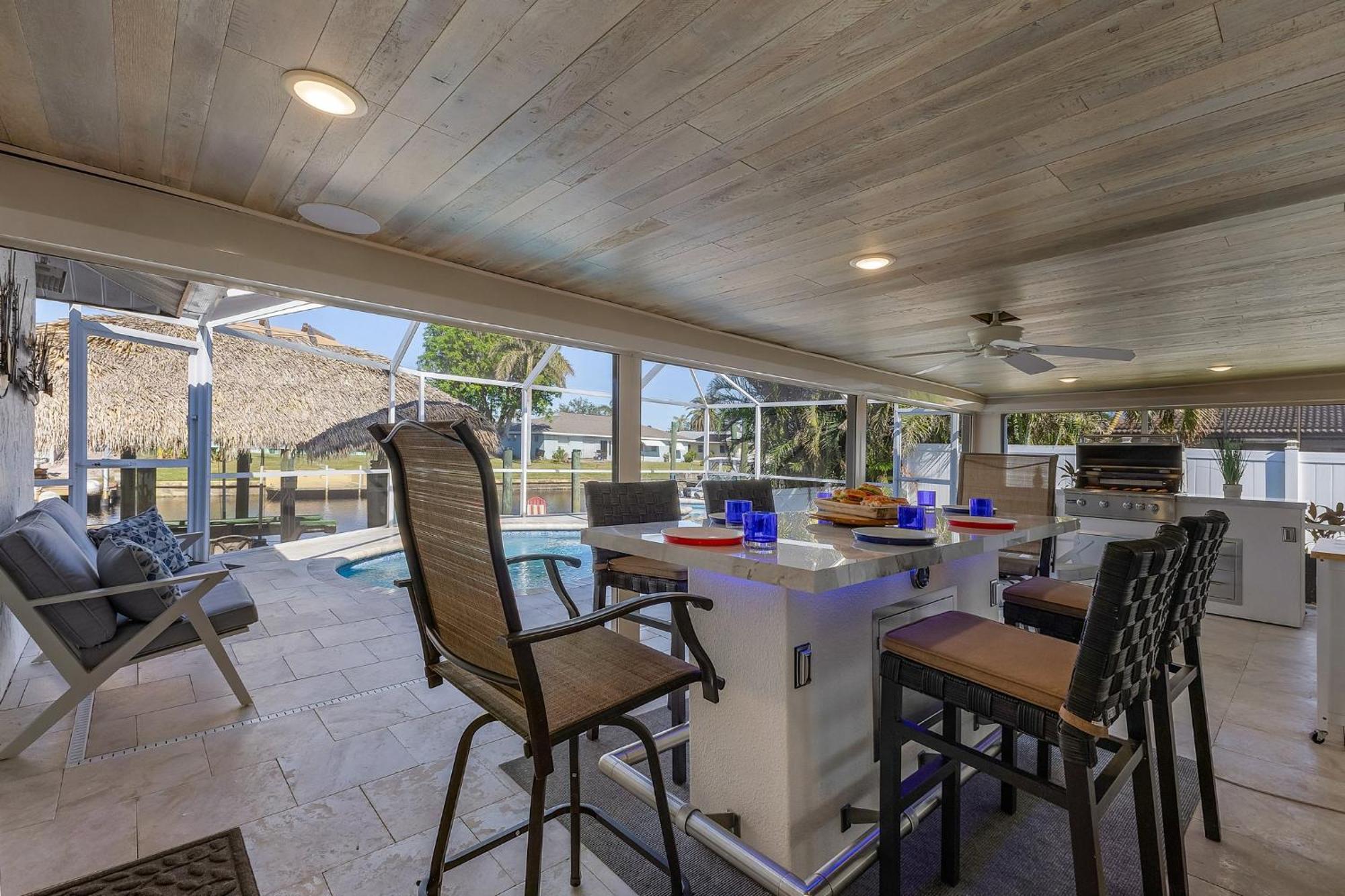 Holiday home Gulf Access Dock With Tiki Heated Pool Casa Chillotta Roelens