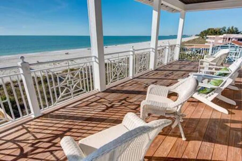 Beachfront Paradise - Direct Access To The Gulf *