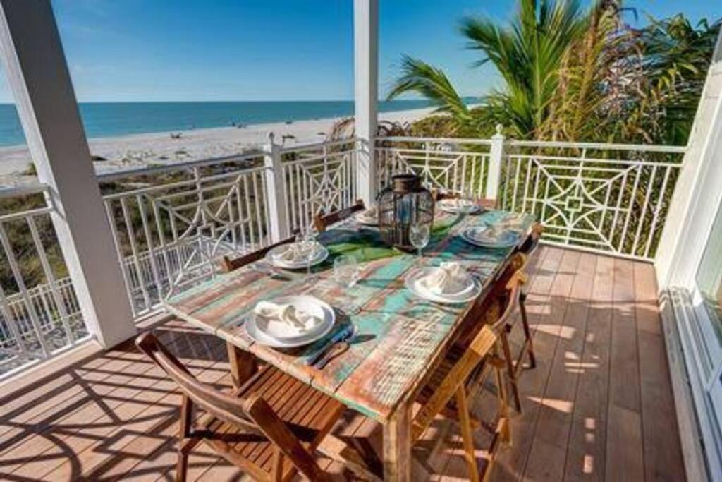 Beachfront Paradise - Direct Access To The Gulf