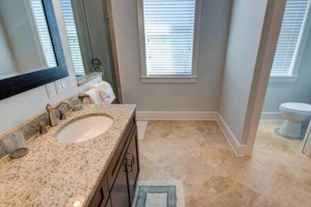 Holiday home Beachfront Paradise - Direct Access To The Gulf Bradenton Beach