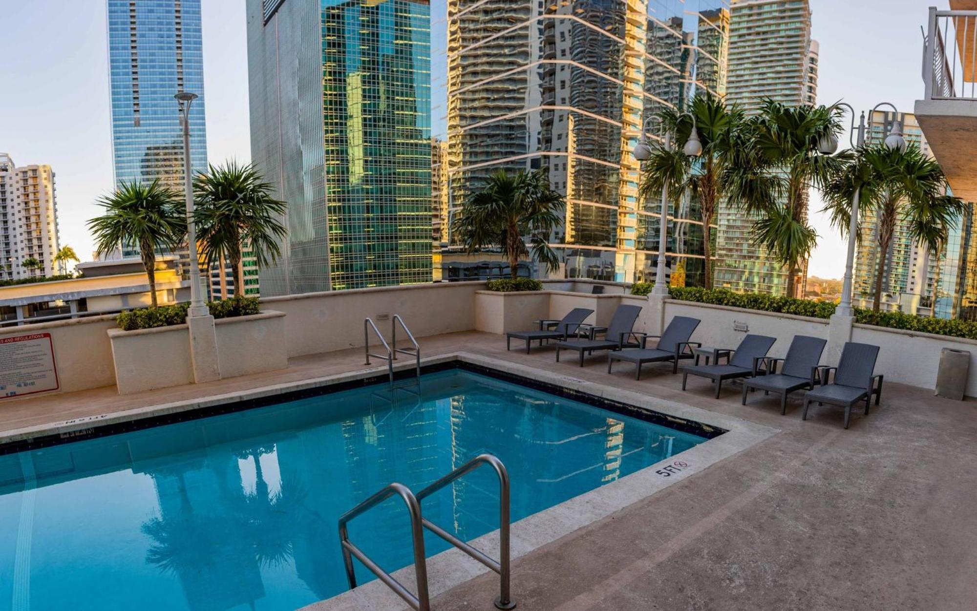 Lujoso En Brickell Apartment