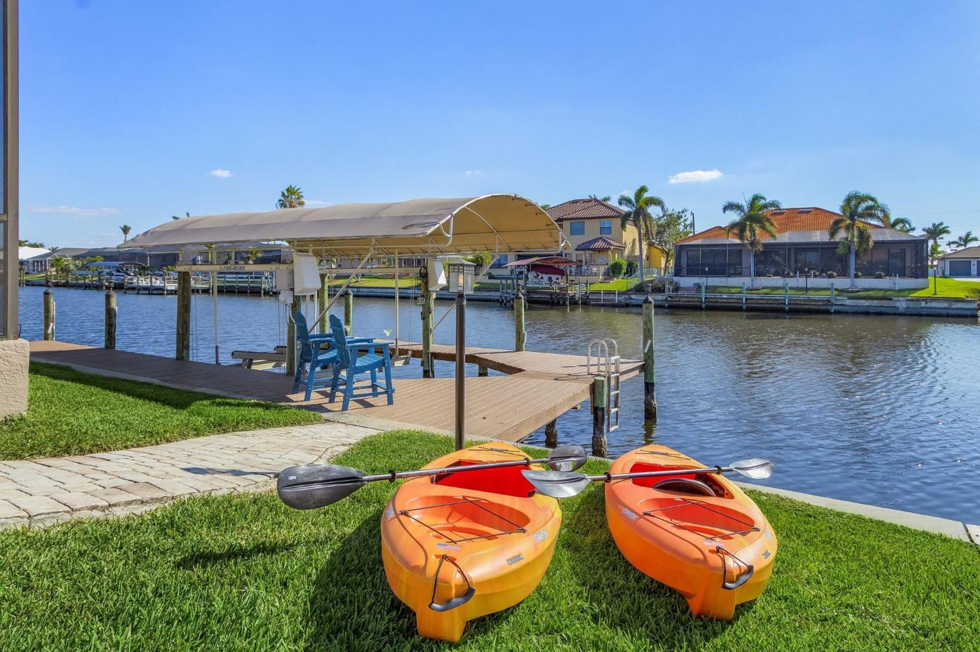 Gulf Access, Heated Pool, Bicycles, & - Coral Coast - Roelens Cape Coral