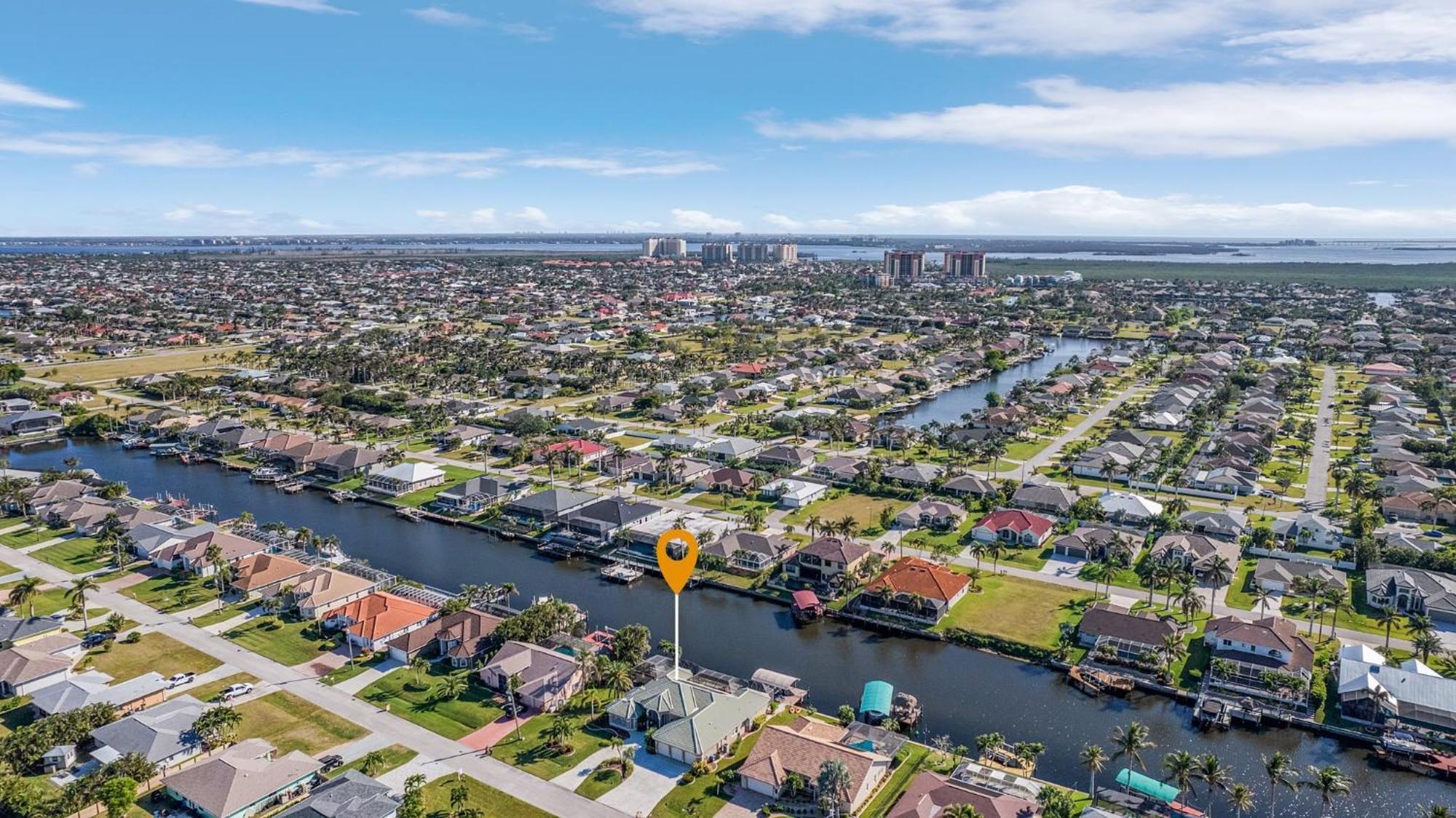 Gulf Access, Heated Pool, Bicycles, & - Coral Coast - Roelens Cape Coral
