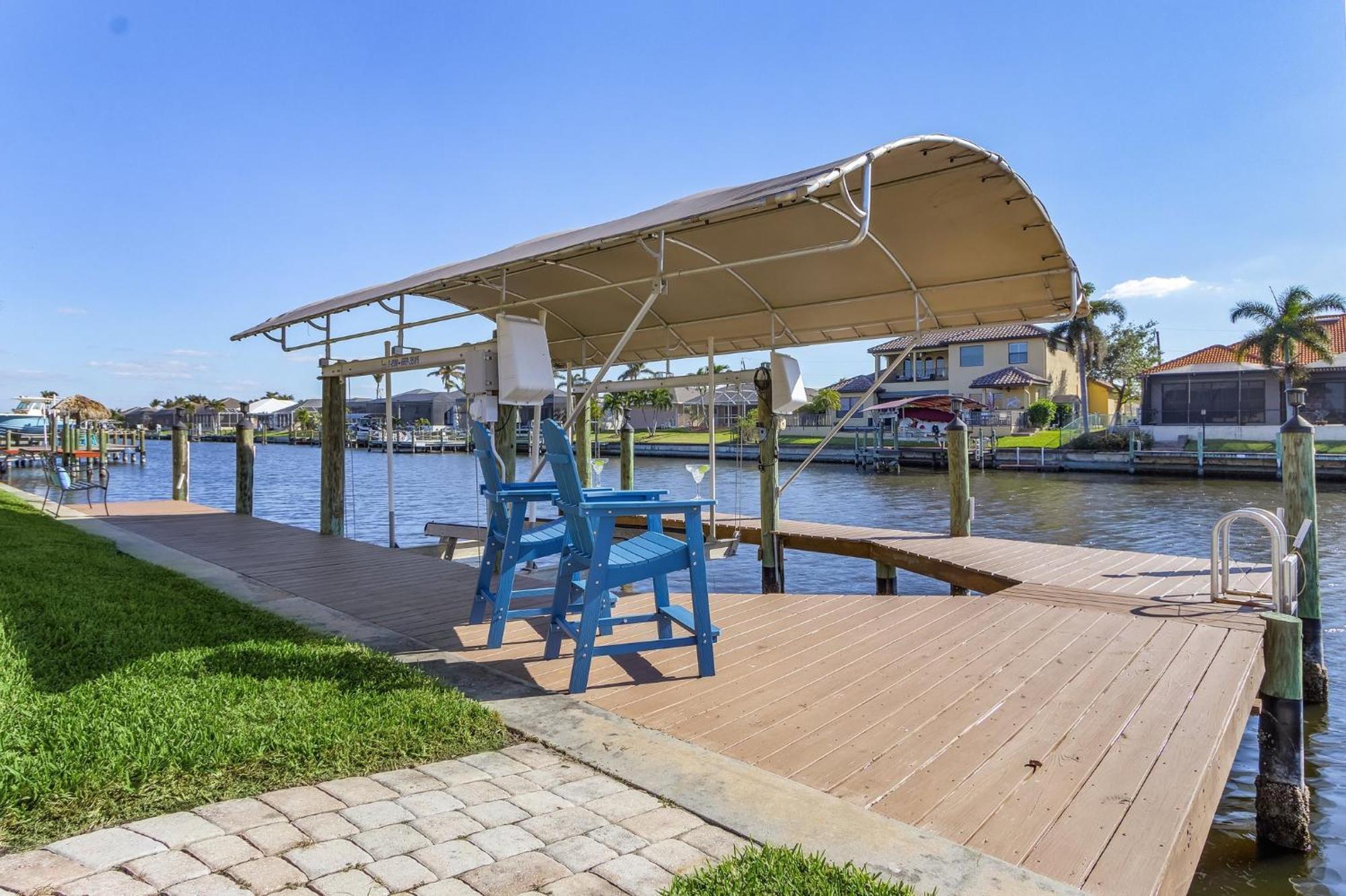 Gulf Access, Heated Pool, Bicycles, & - Coral Coast - Roelens Cape Coral