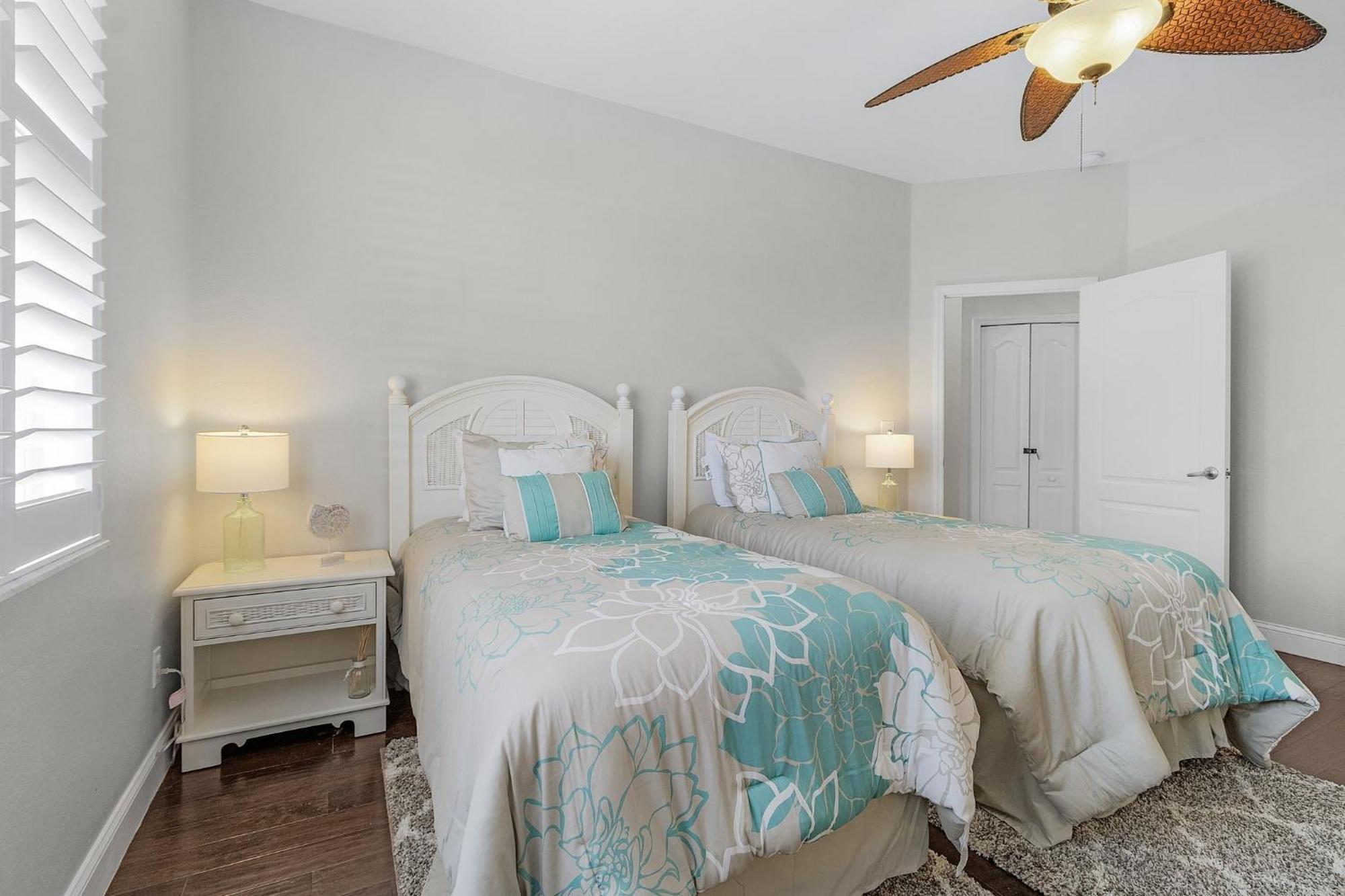 Gulf Access, Heated Pool, Bicycles, & - Coral Coast - Roelens Holiday home Cape Coral