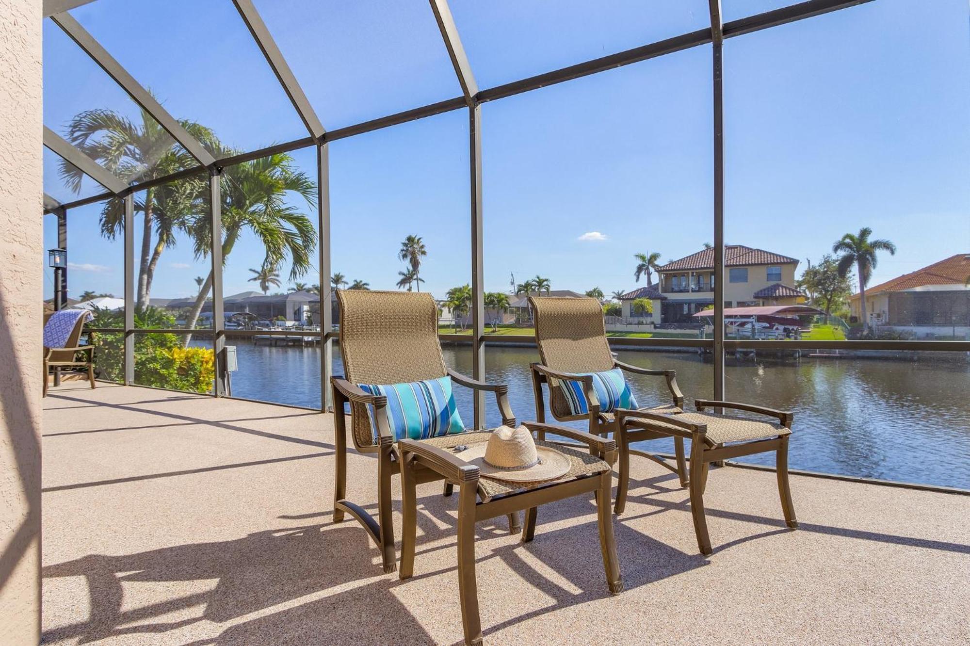 Gulf Access, Heated Pool, Bicycles, & - Coral Coast - Roelens Holiday home *