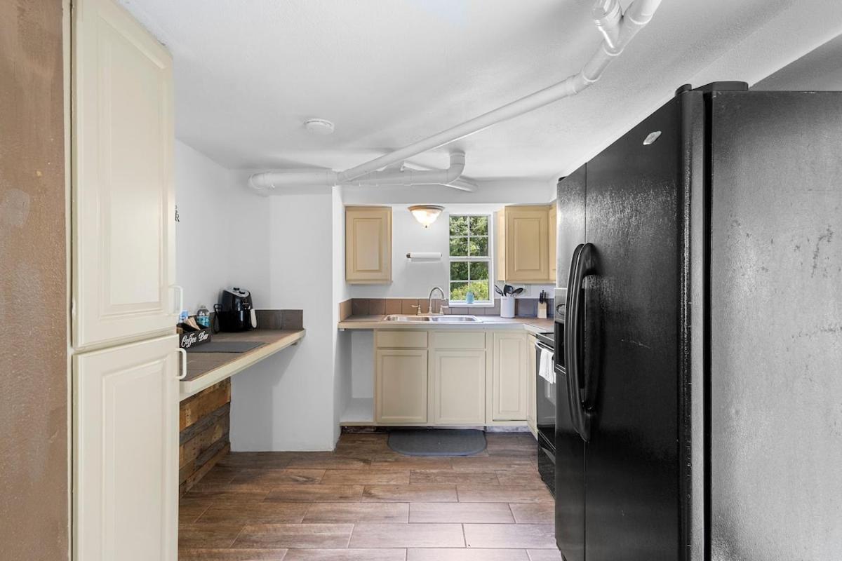 Countryside Escape Near & Adventure Park Apartment