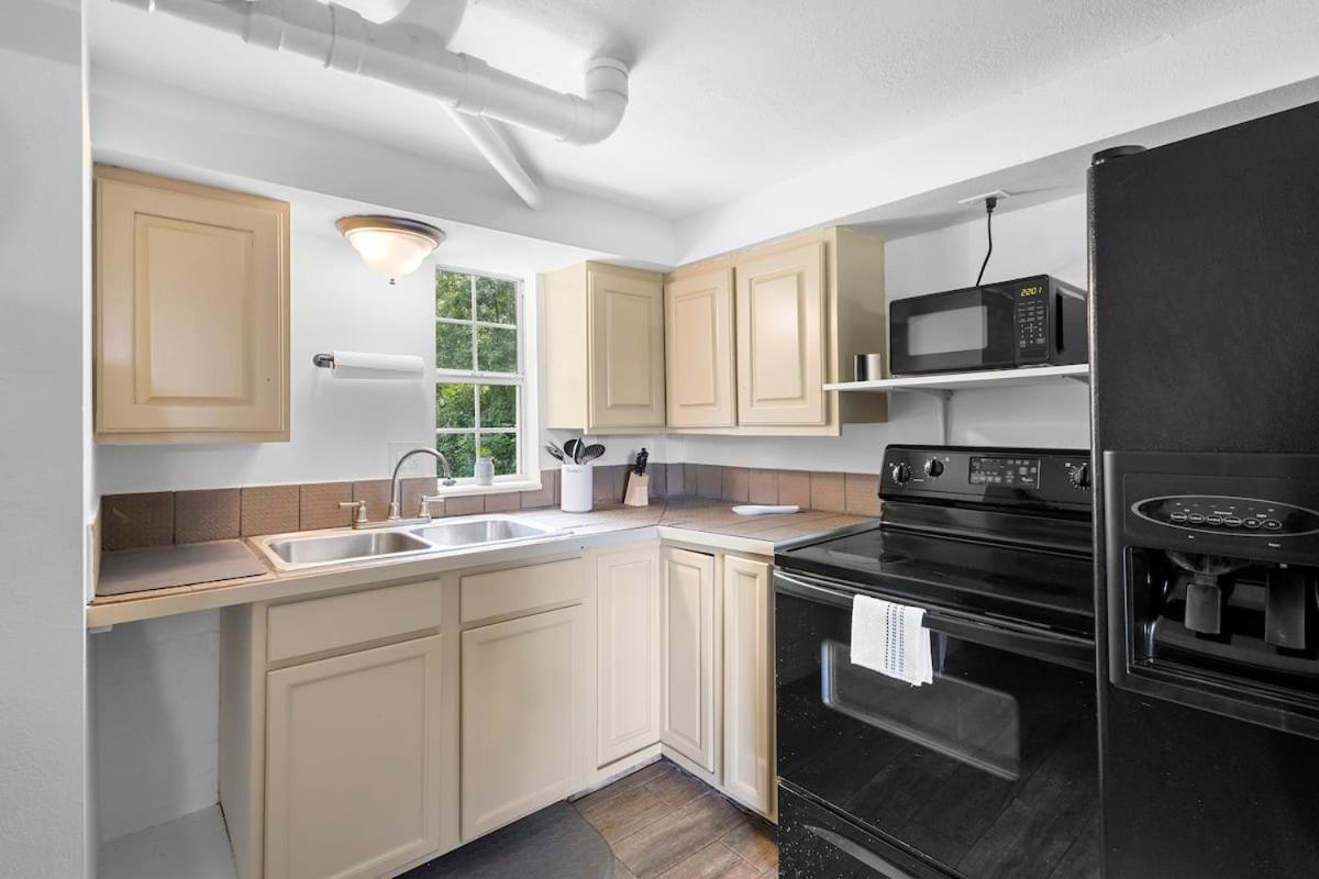 Countryside Escape Near & Adventure Park Apartment