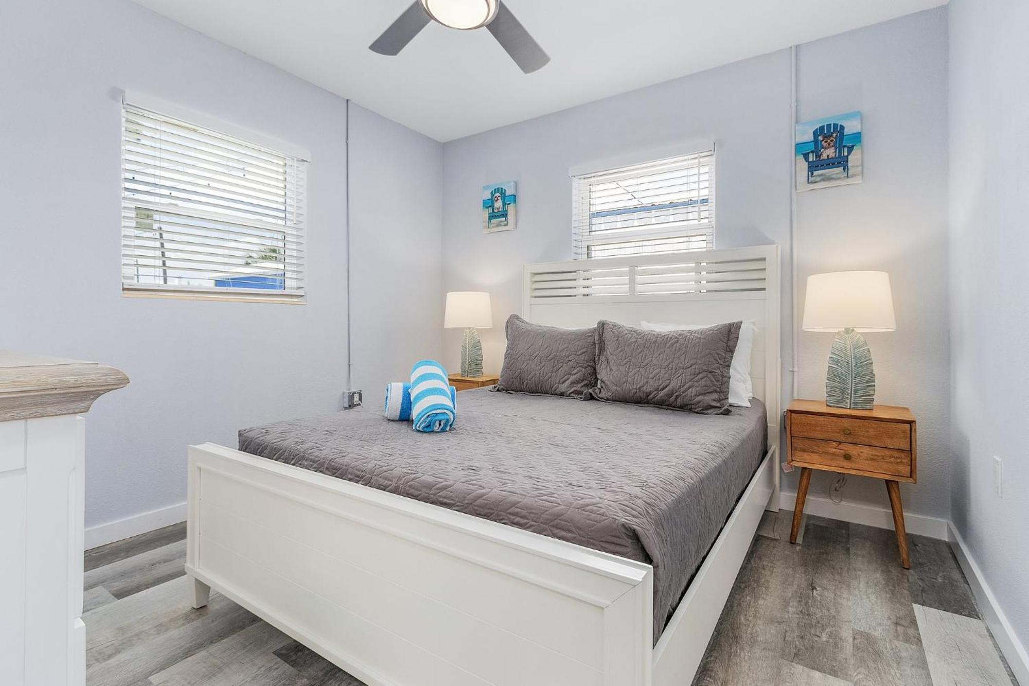 Stylish W/ Pool, Access & Pet-friendly Fort Myers Beach
