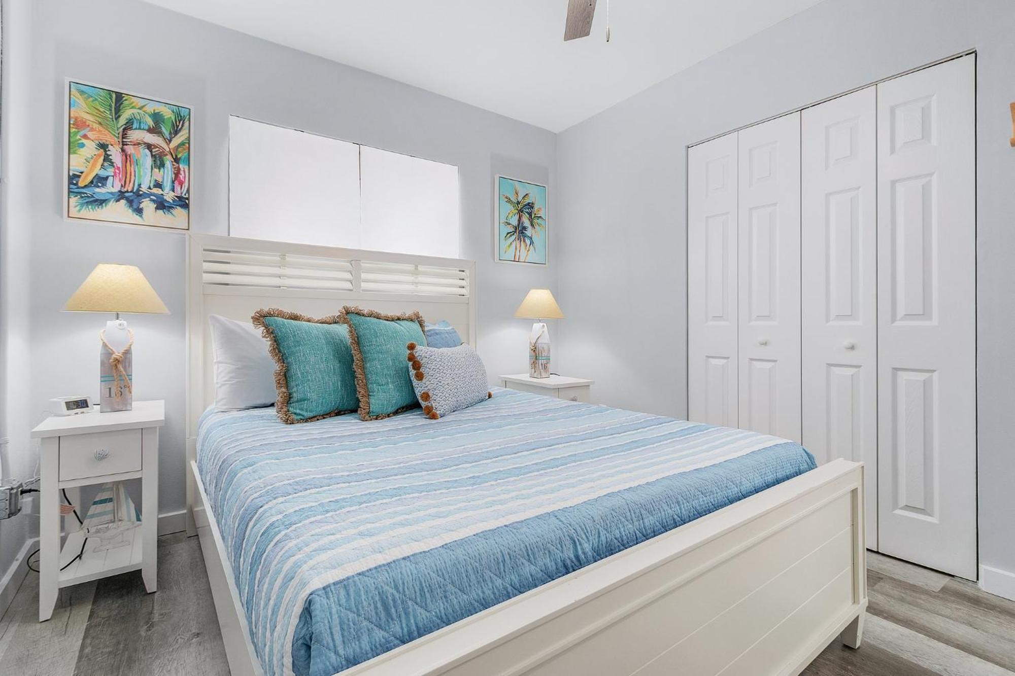 Dune Our Thing Manor: 8br Retreat W/ Pool & Holiday home *