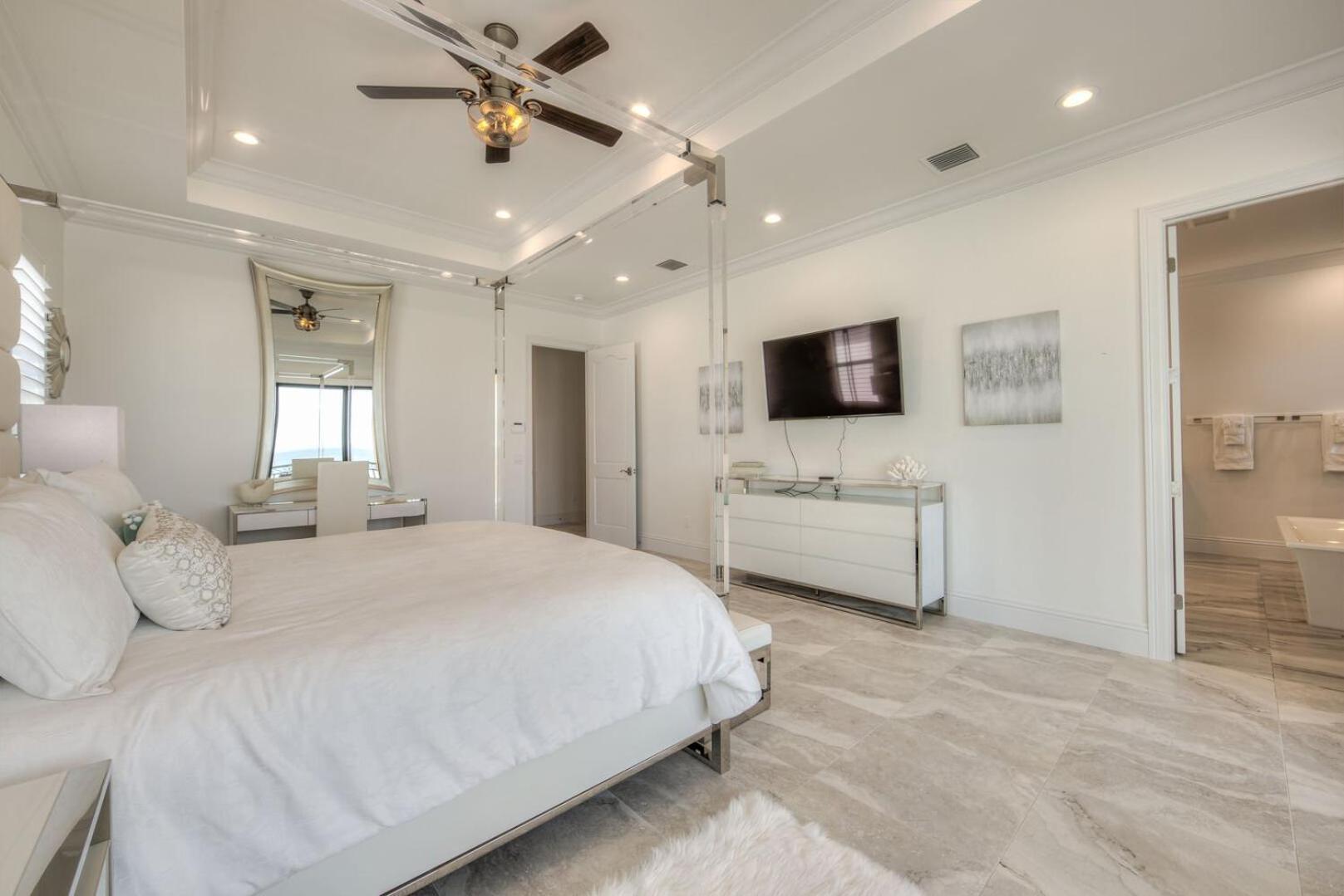 Big Kahuna Oasis: 10br, Pools & Access *