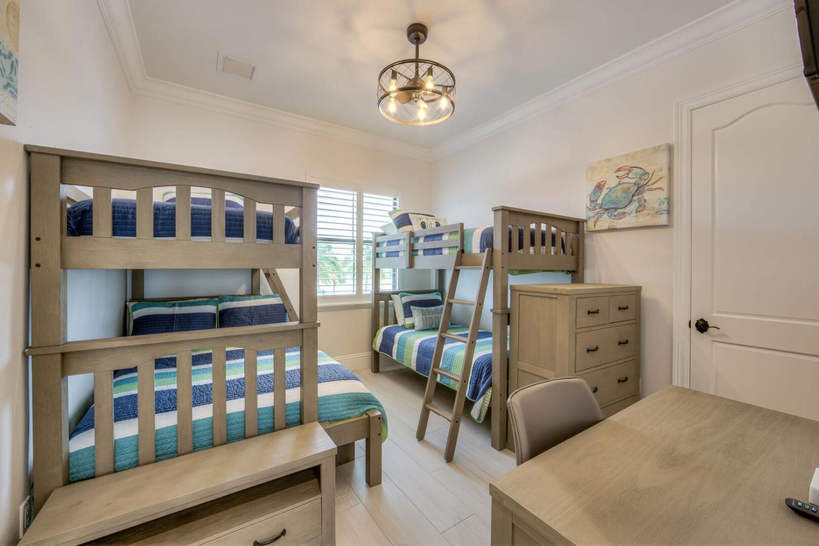 Holiday home Big Kahuna Oasis: 10br, Pools & Access *