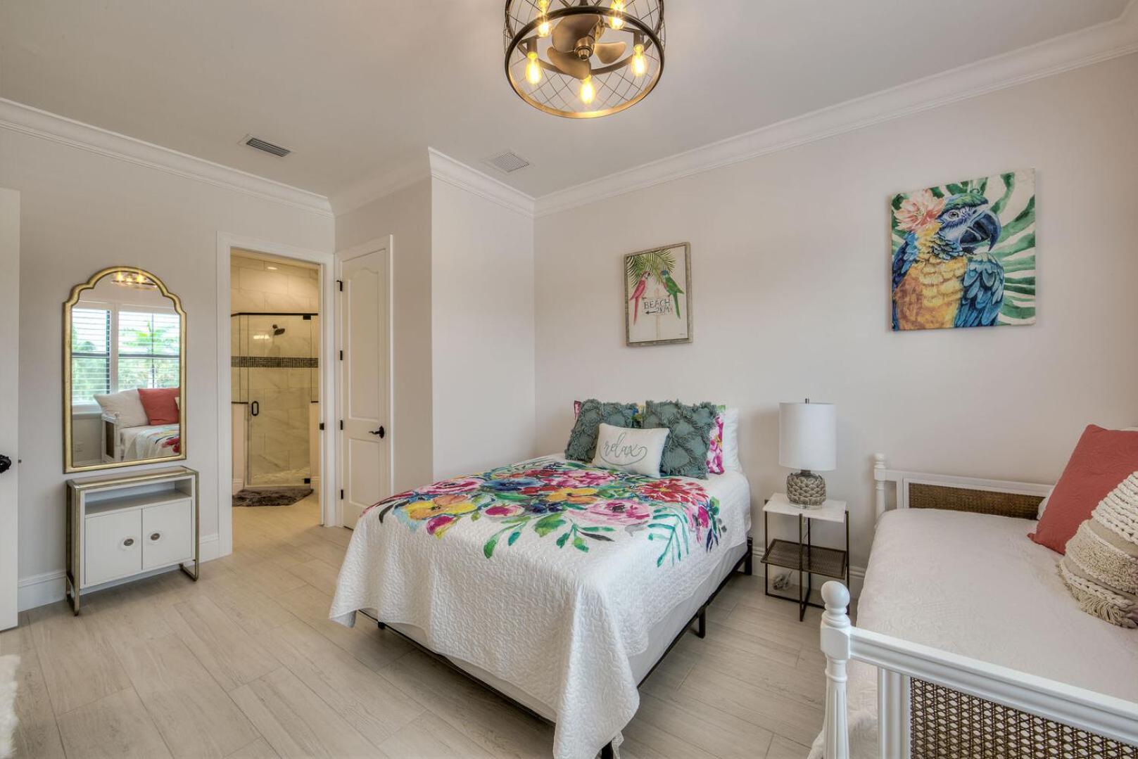 Big Kahuna Oasis: 10br, Pools & Access * Fort Myers Beach