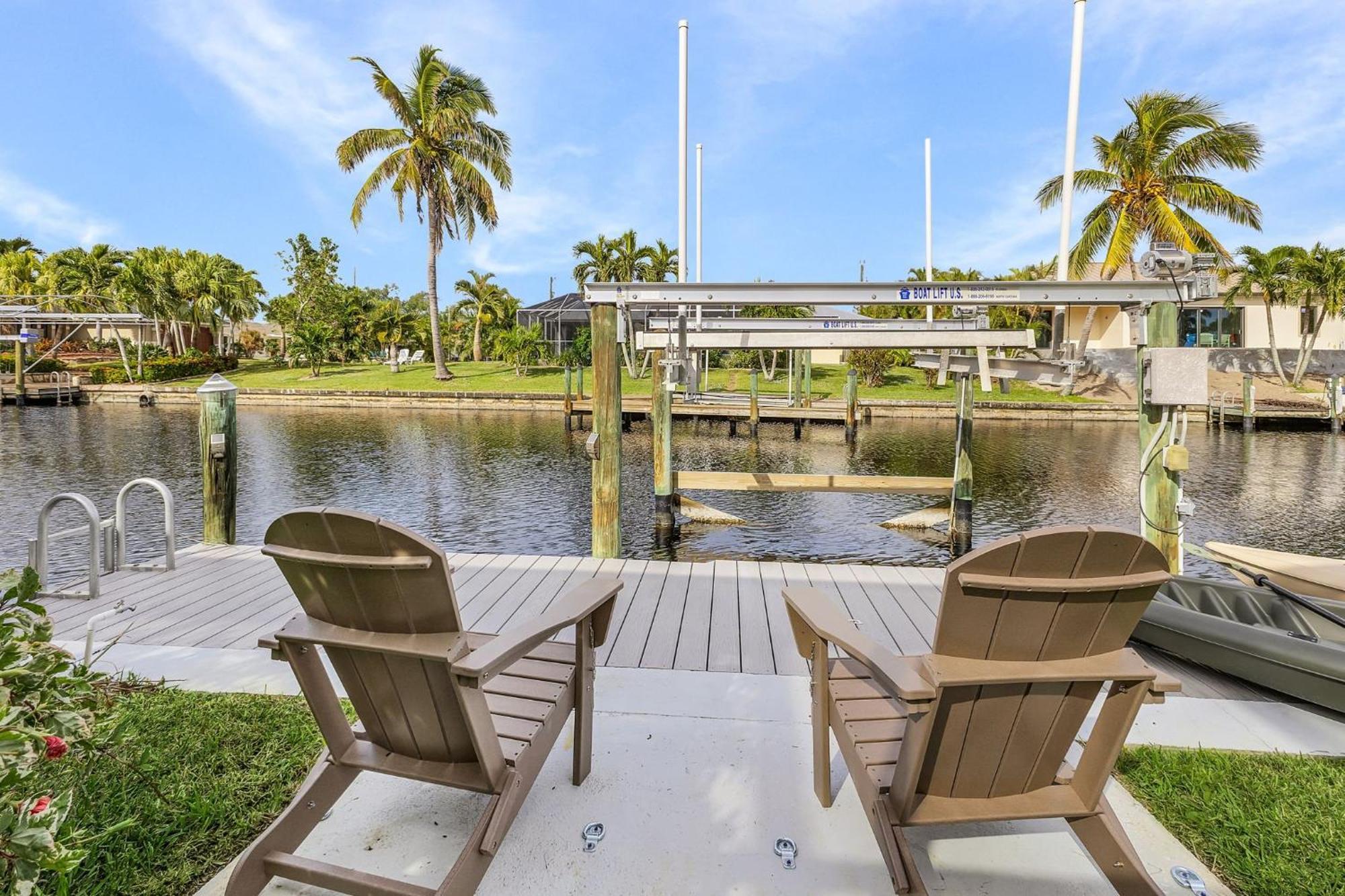 Holiday home Waterfront Living, Dock, Heated Pool & - Gulf Gate Oasis - Roelens