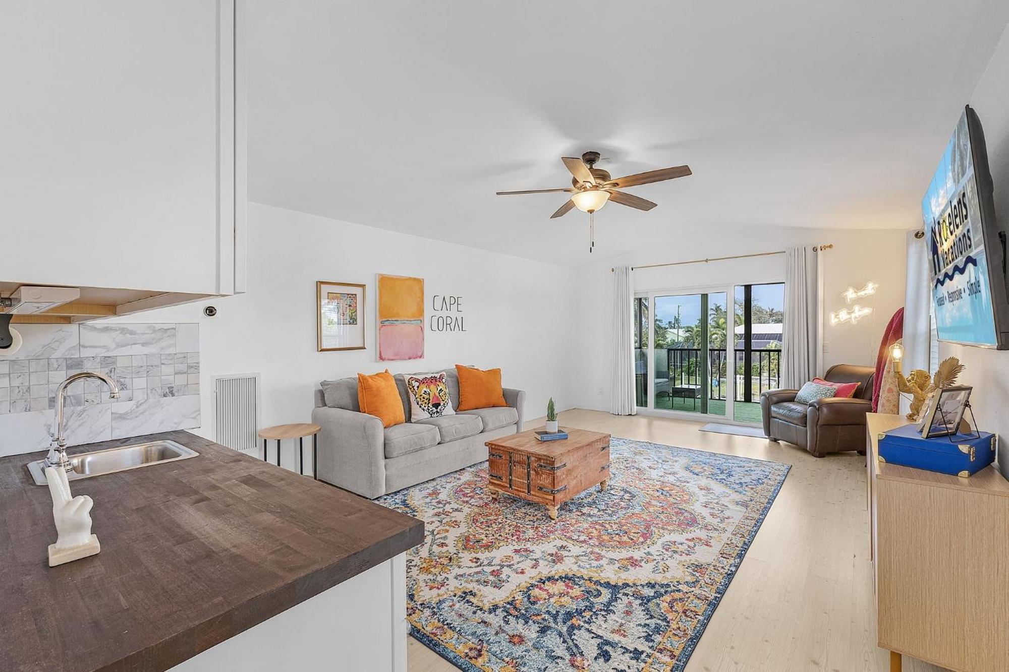 Waterfront Living, Dock, Heated Pool & - Gulf Gate Oasis - Roelens Holiday home *