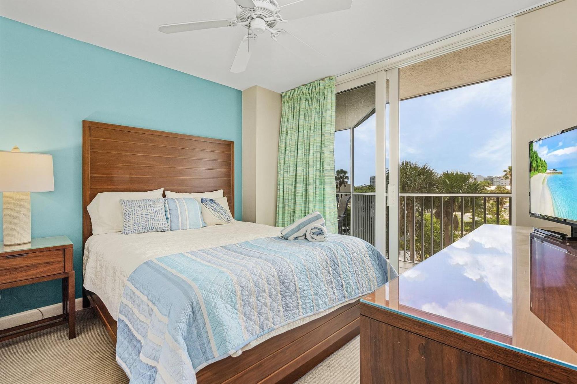 3br Beachfront Oasis With Pool & Hot Tub