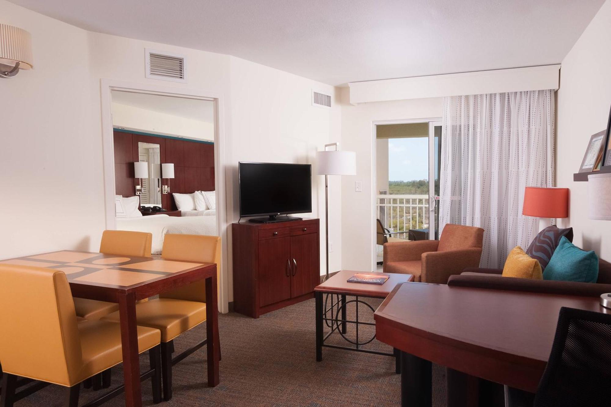 Myers Sanibel Hotel 3*