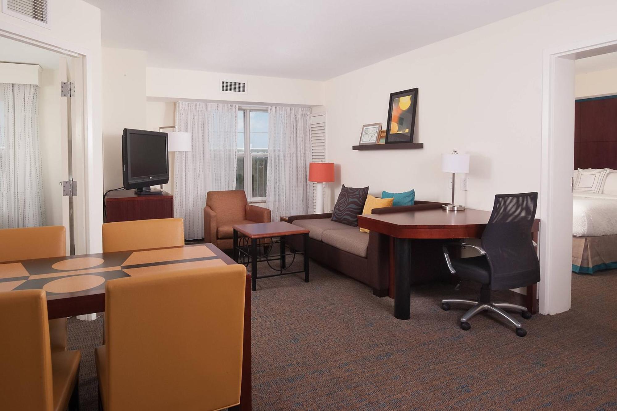Hotel Myers Sanibel Truckland