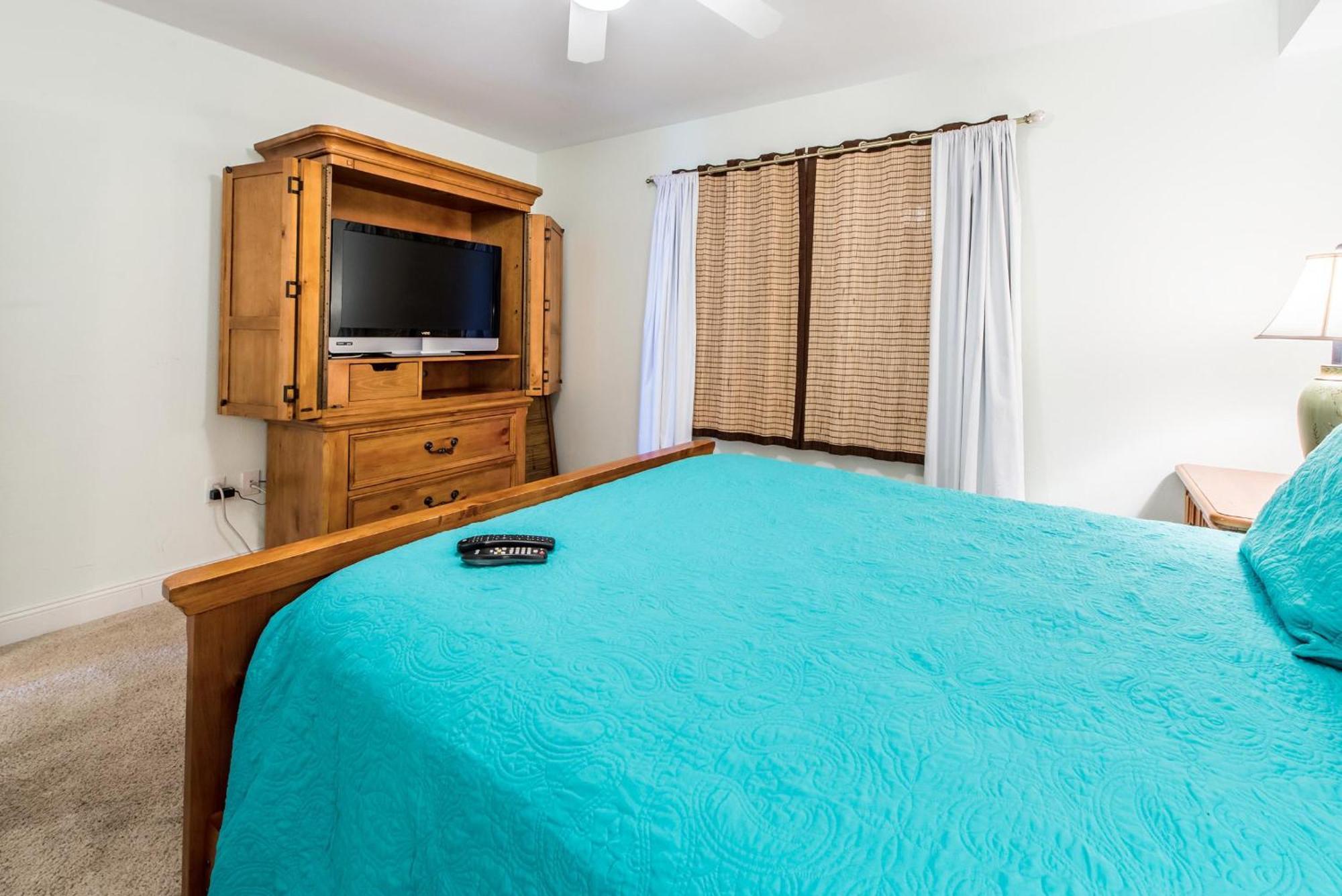 Emerald 2225 Apartment *